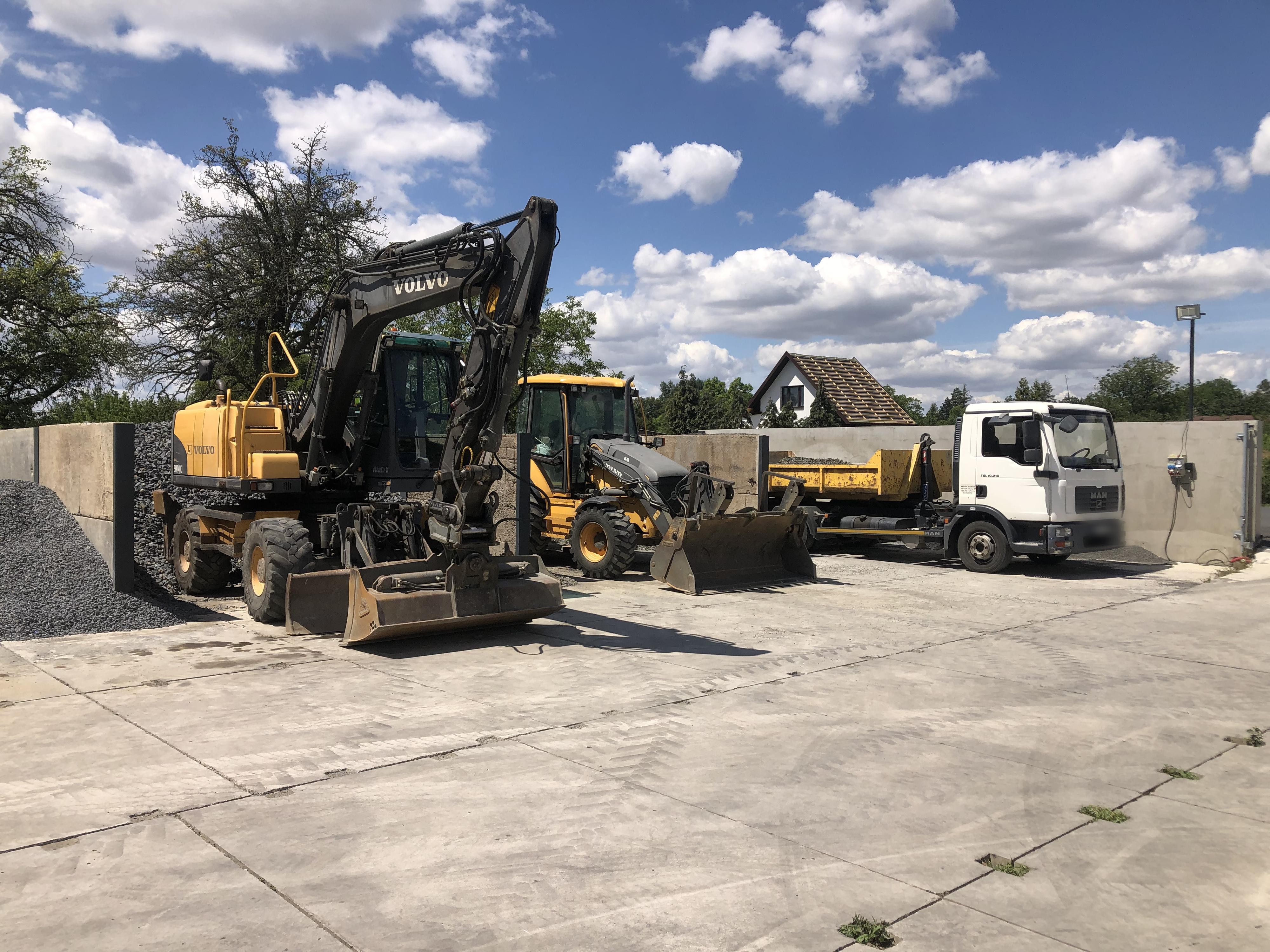 Martin Žádník - kontejnerová doprava, zemní práce, demolice foto 4