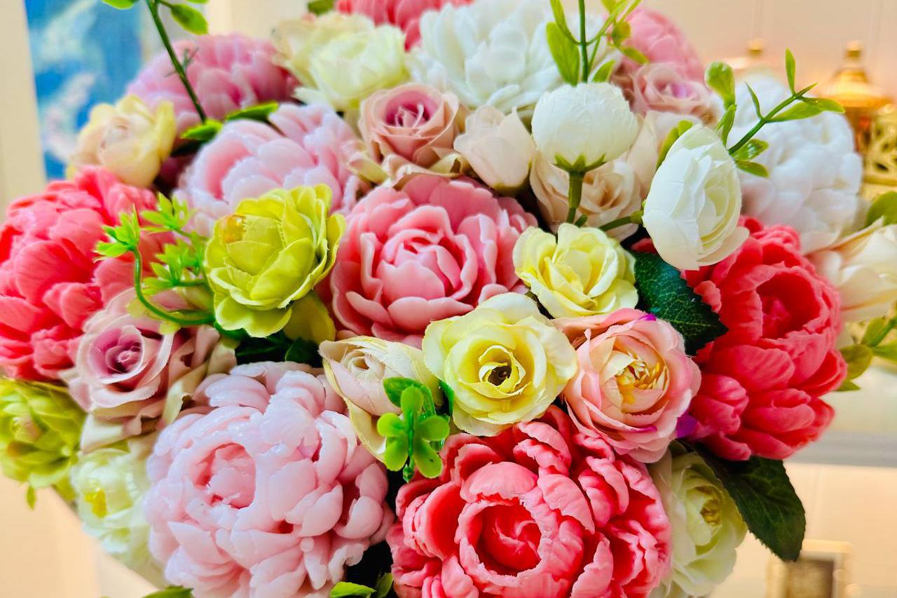 WowFlow – květiny, dárky a vína.