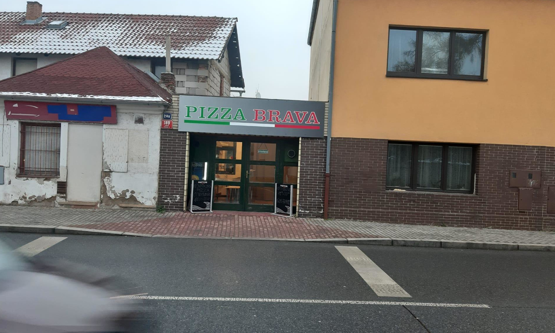 Pizza Brava