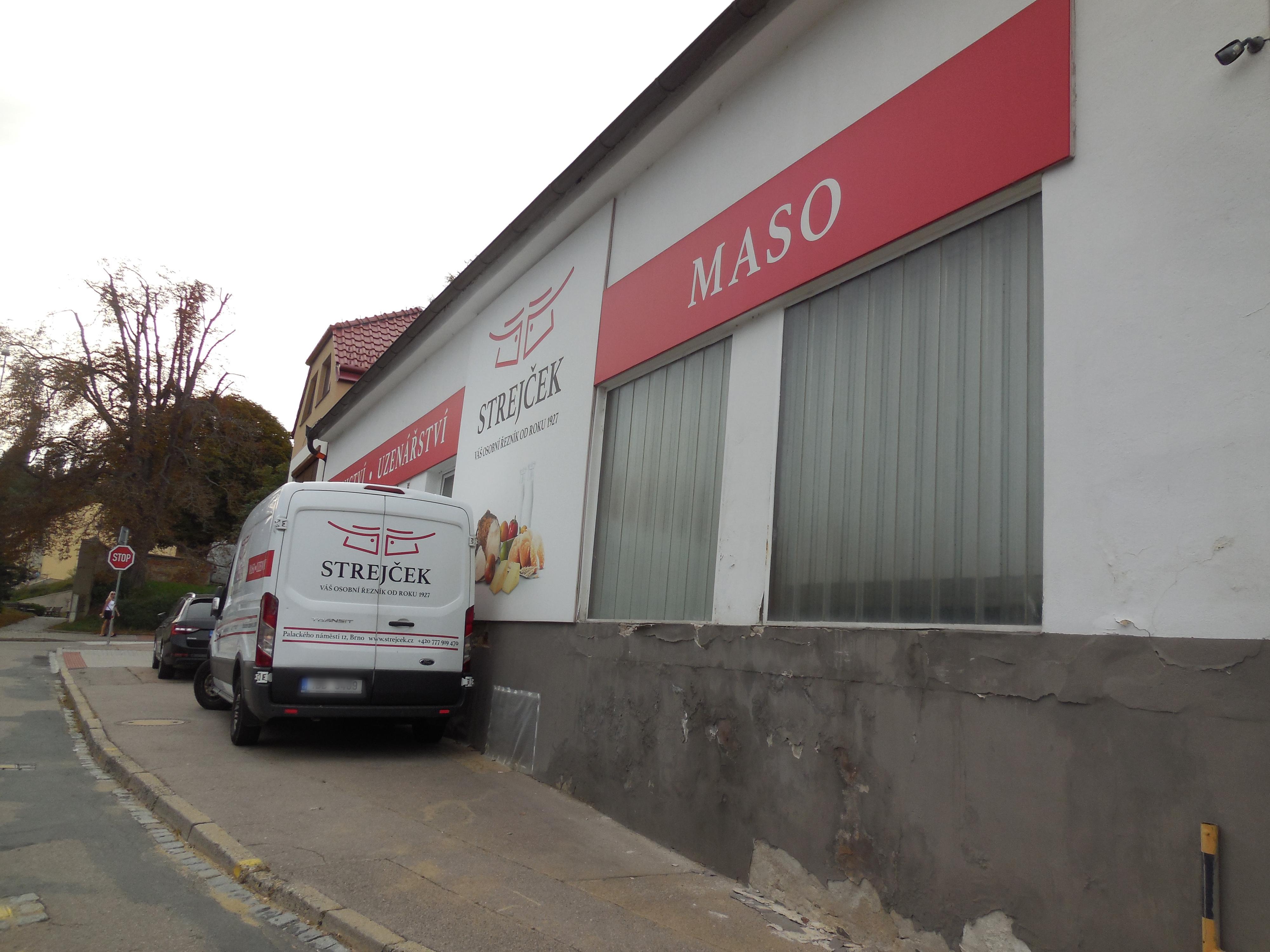 ŘEZNICTVÍ - UZENÁŘSTVÍ Strejček foto 2