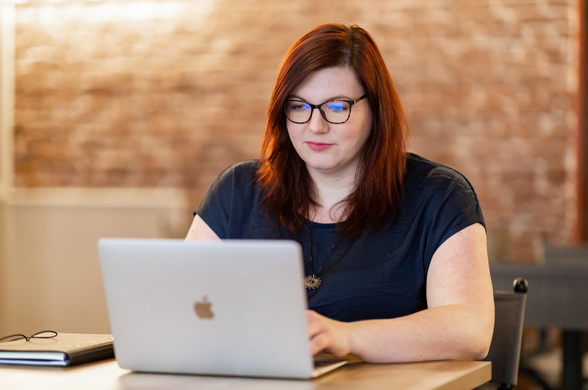 Klára Robková - katalog virtuálních asitentek - Najdi asistentku