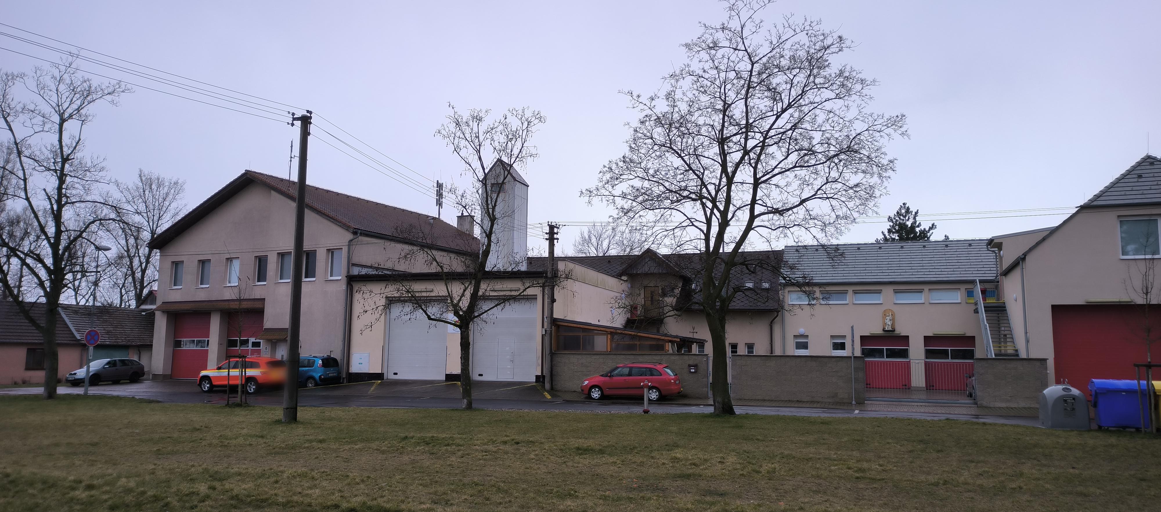 Hasičský záchranný sbor Středočeského kraje - Hasičská stanice Neratovice foto 2