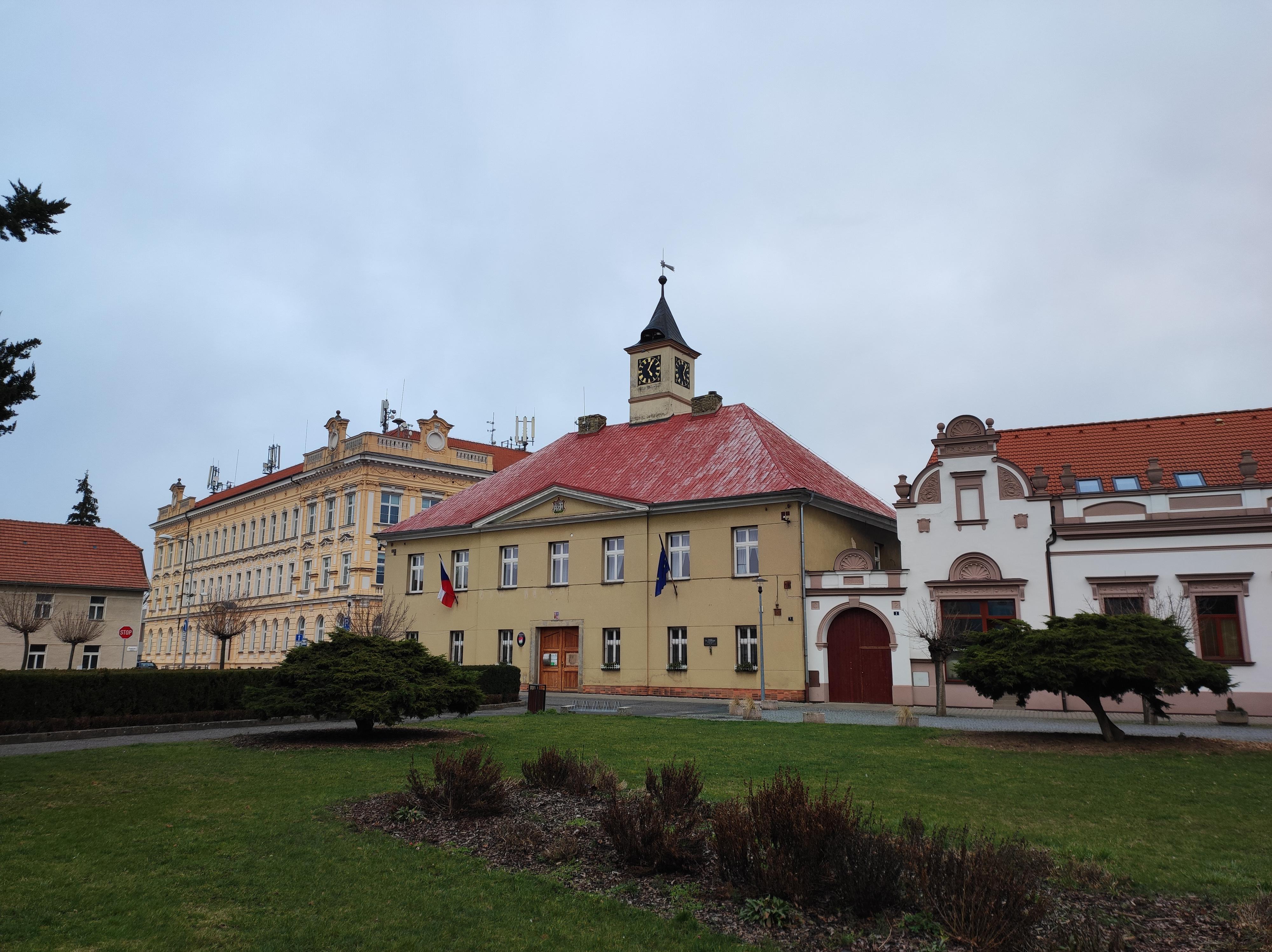 Sadská - městský úřad foto 4