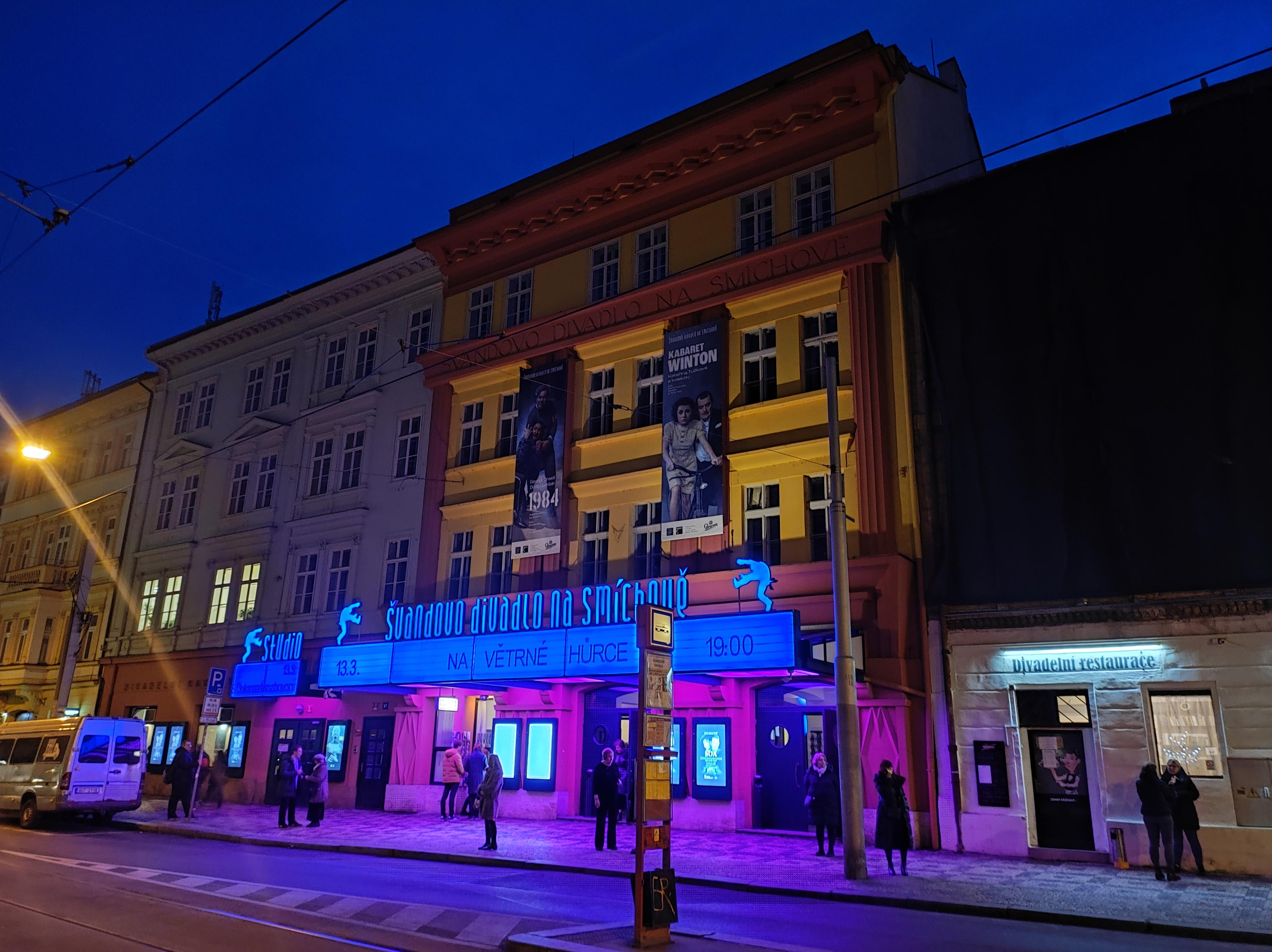 Divadelní kavárna Švandova divadla foto 3