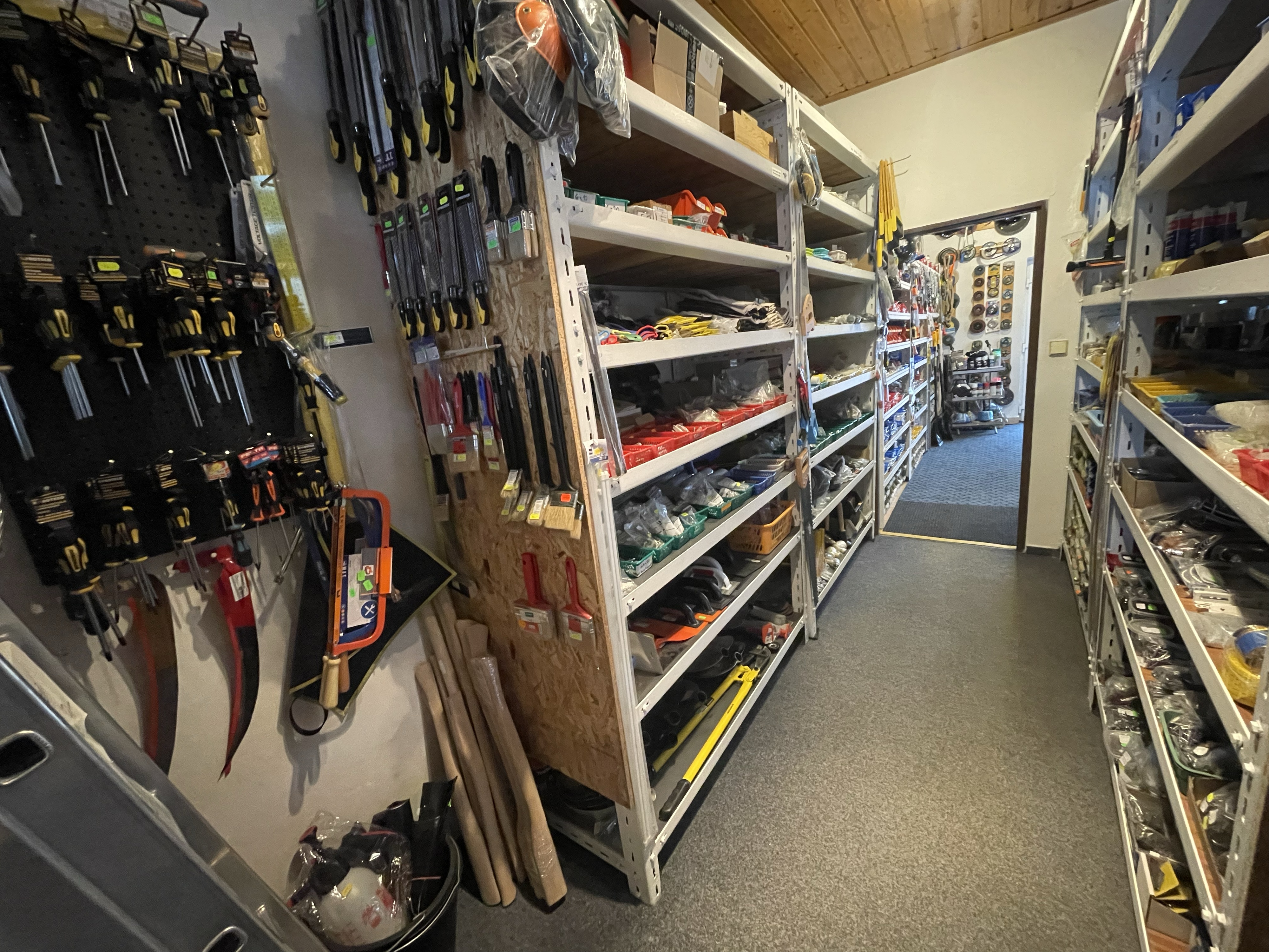 Železářství a výroba klíčů Šrámková foto 5