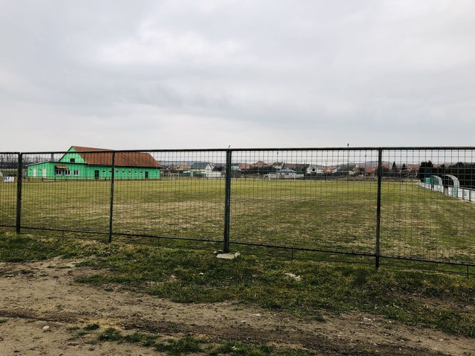 Fotbalové hřiště U Rybníka
