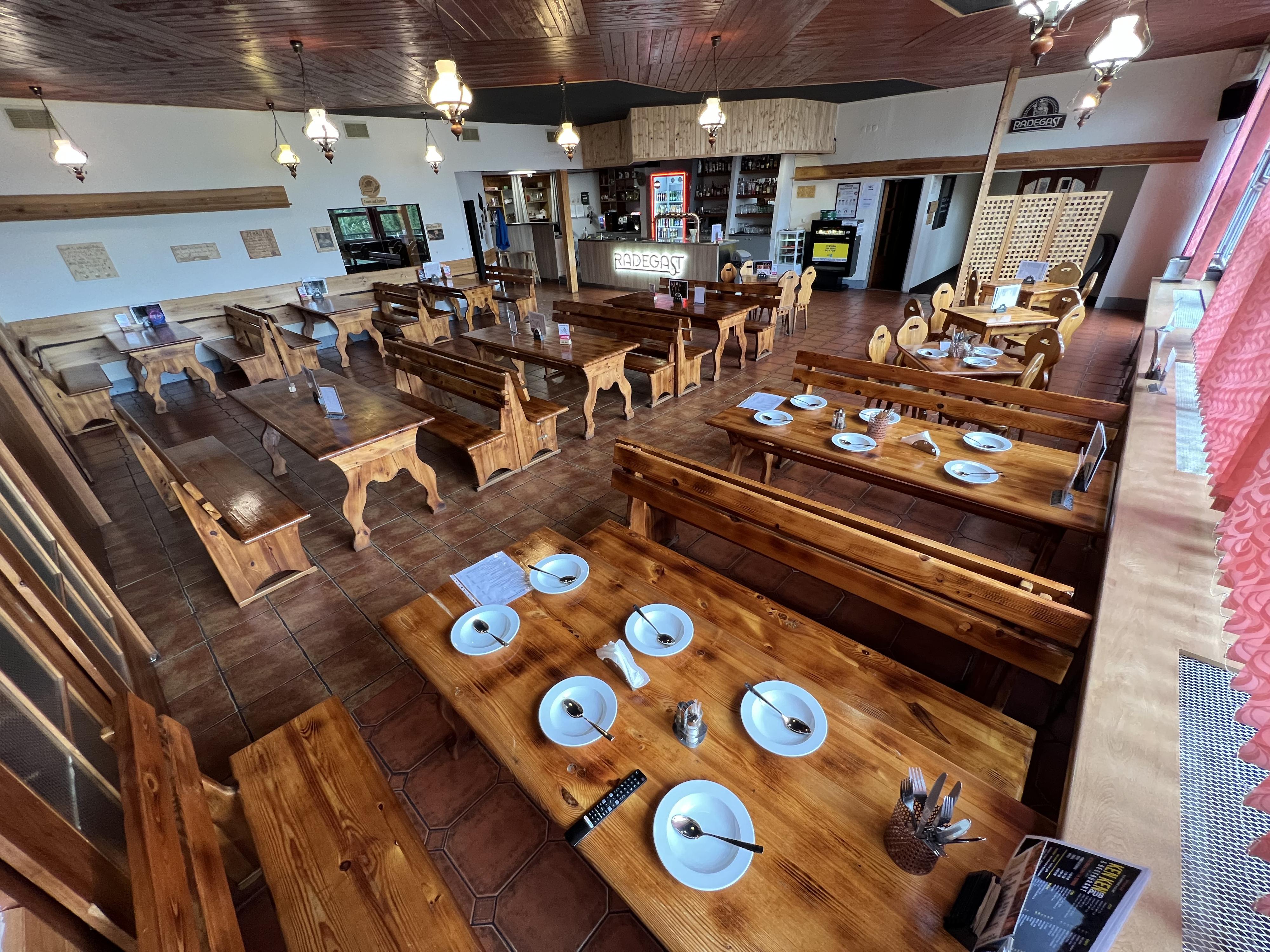 KEN KEN Pub & Restaurant foto 2