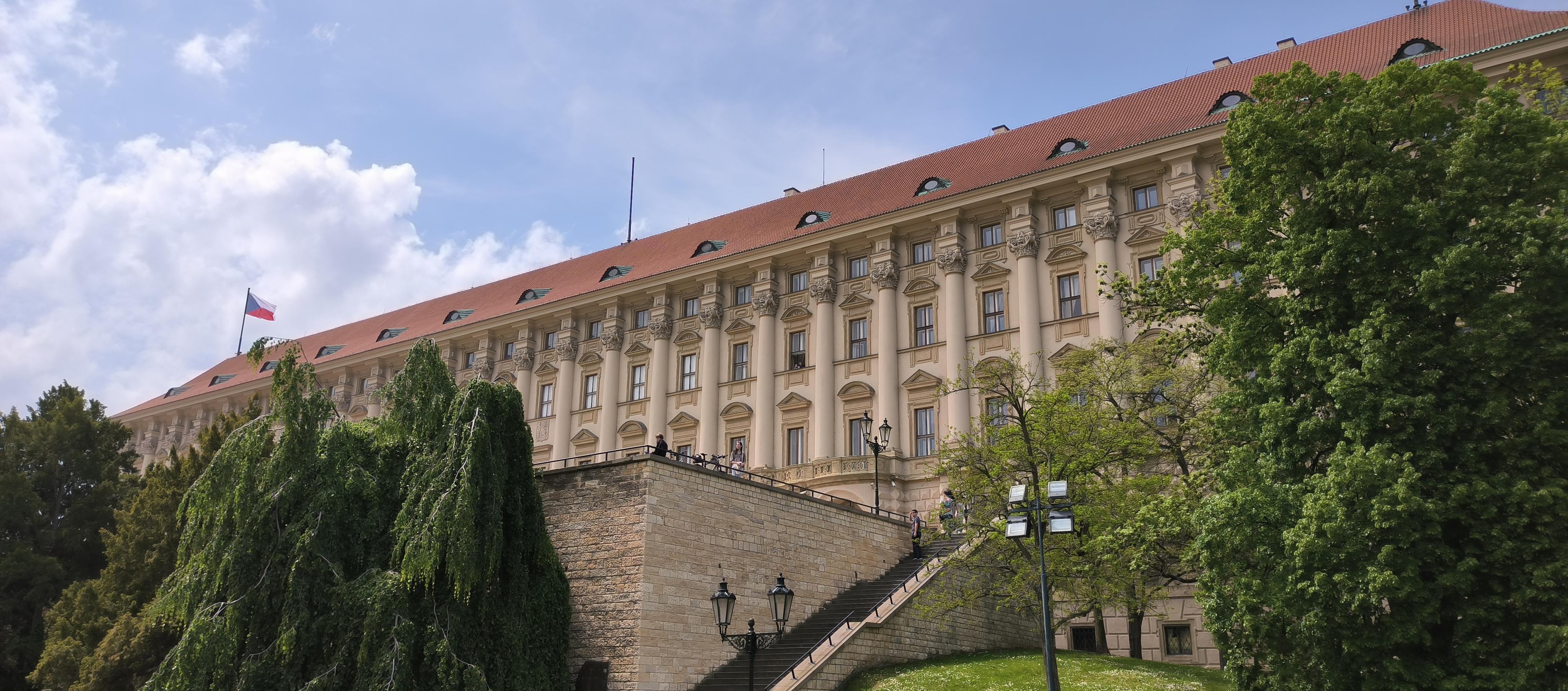 Ústřední vědecká knihovna Ministerstva zahraničních věcí ČR foto 5