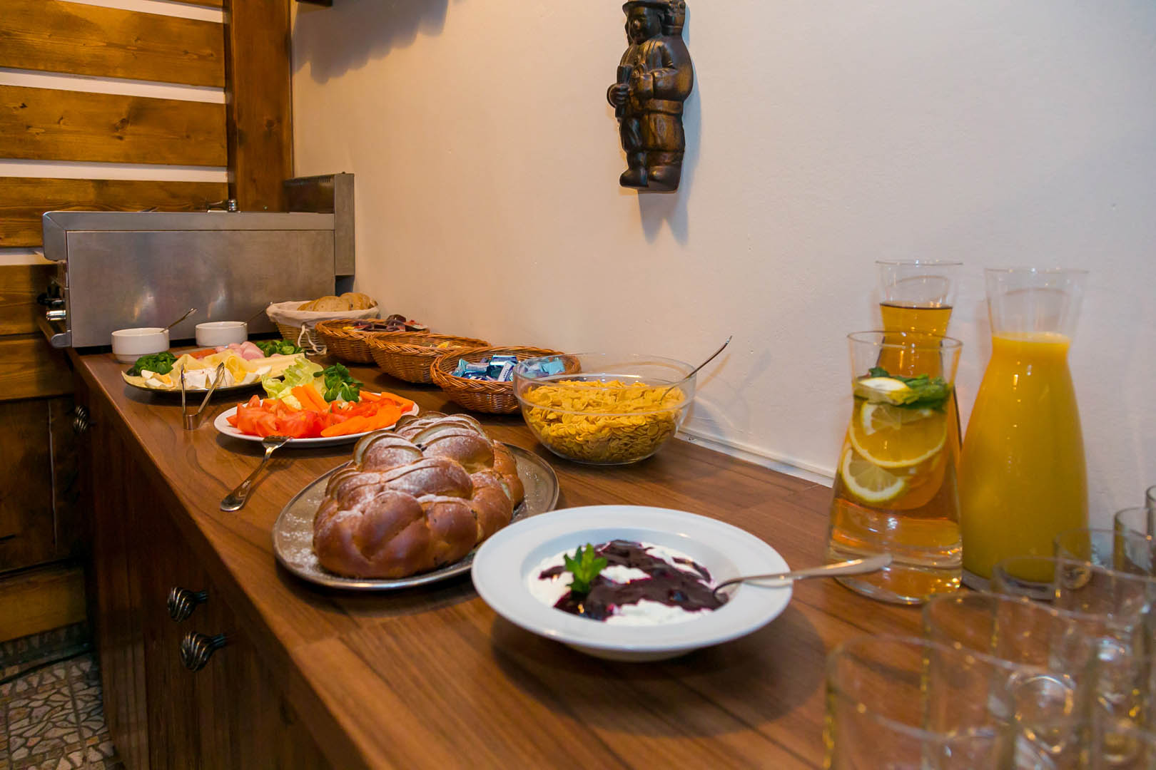 POD SJEZDOVKOU foto 2