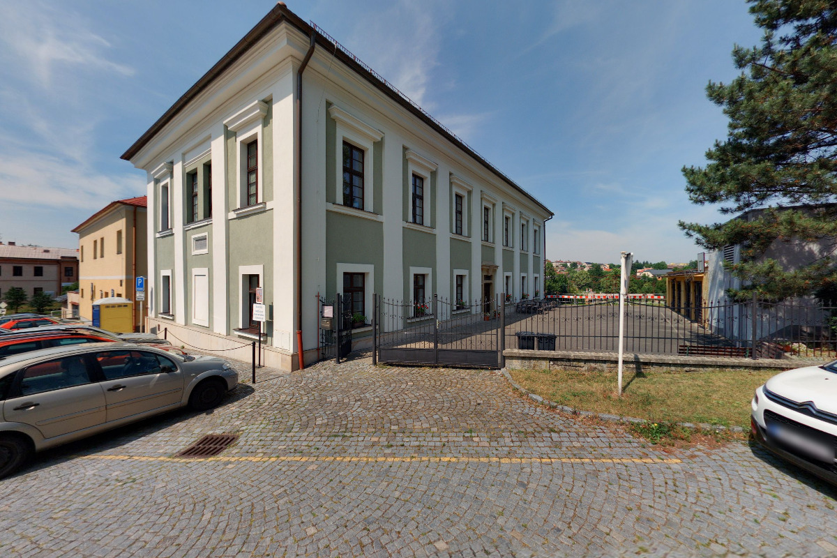 ZŠ a Praktická škola Rychnov nad Kněžnou, Kolowratská foto 2