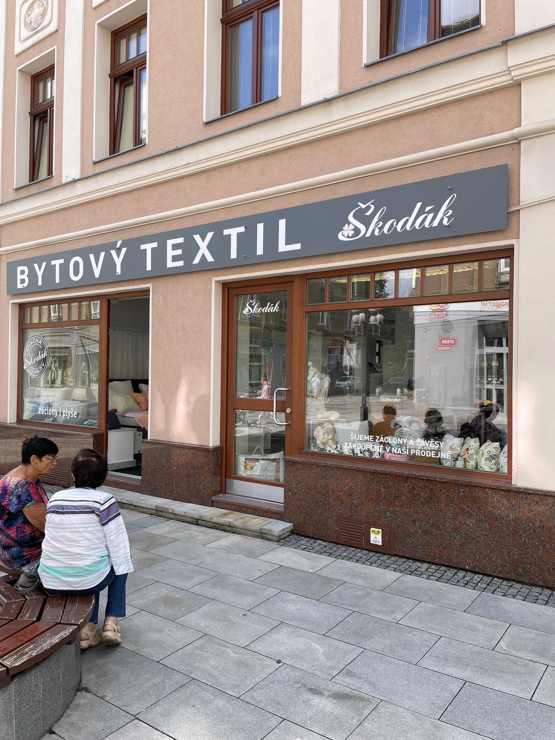 BYTOVÝ TEXTIL Škodák foto 2