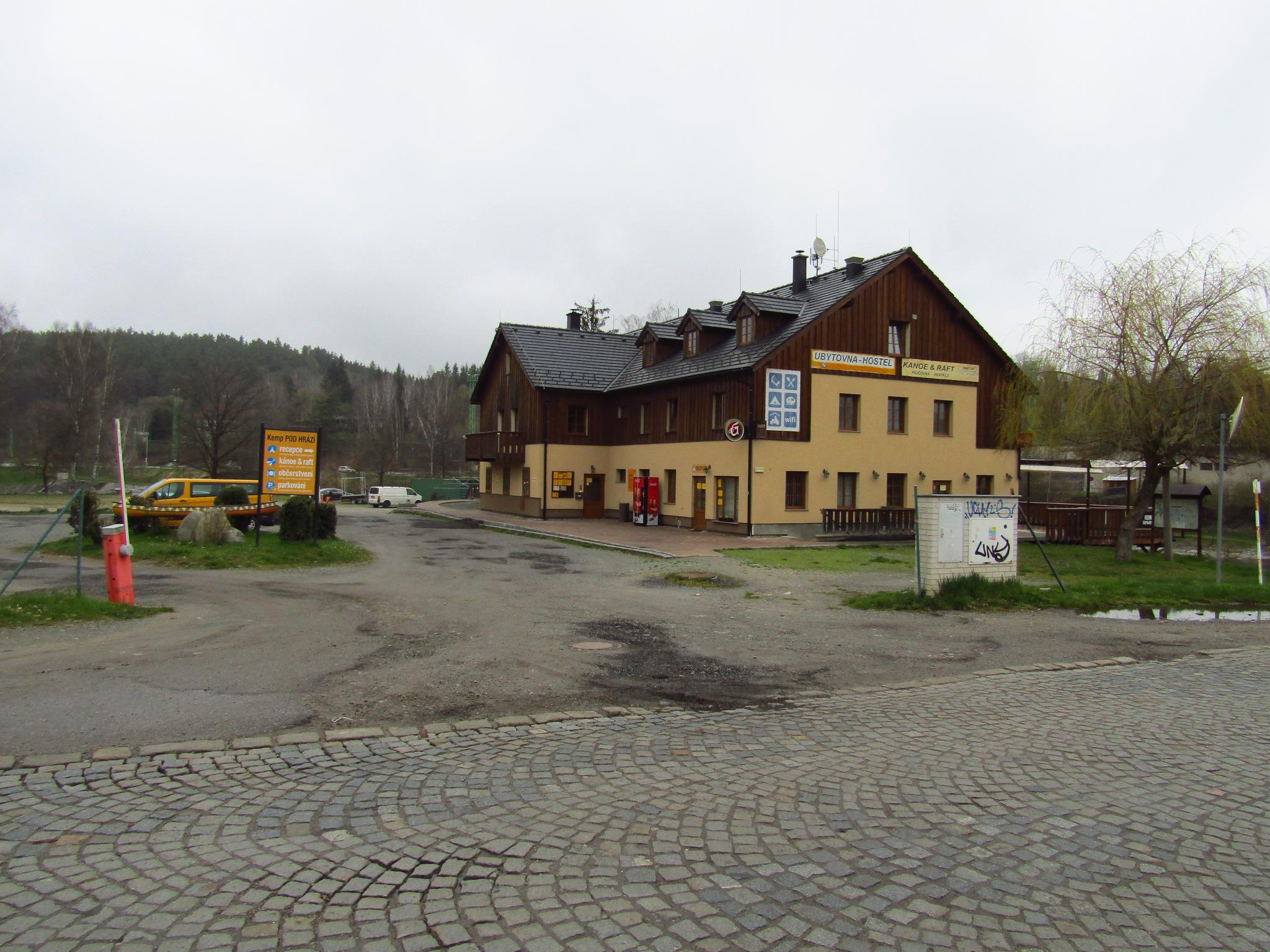 Kemp Pod Hrází - občerstvení foto 2