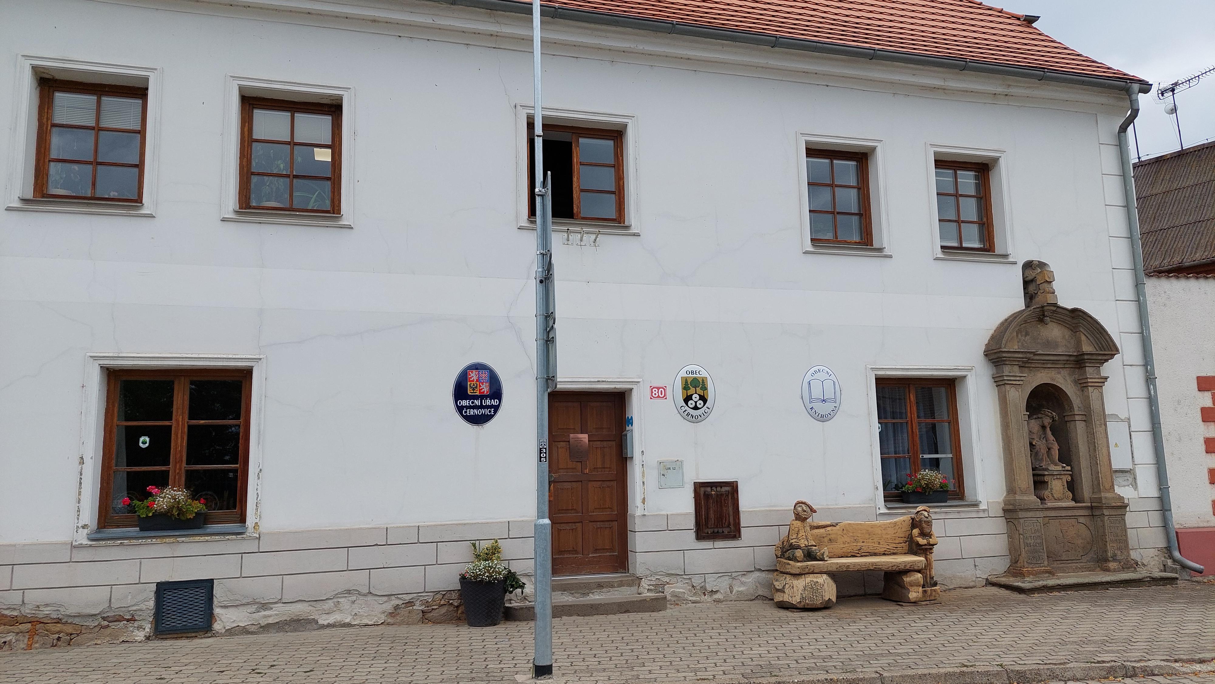 Obecní knihovna Černovice