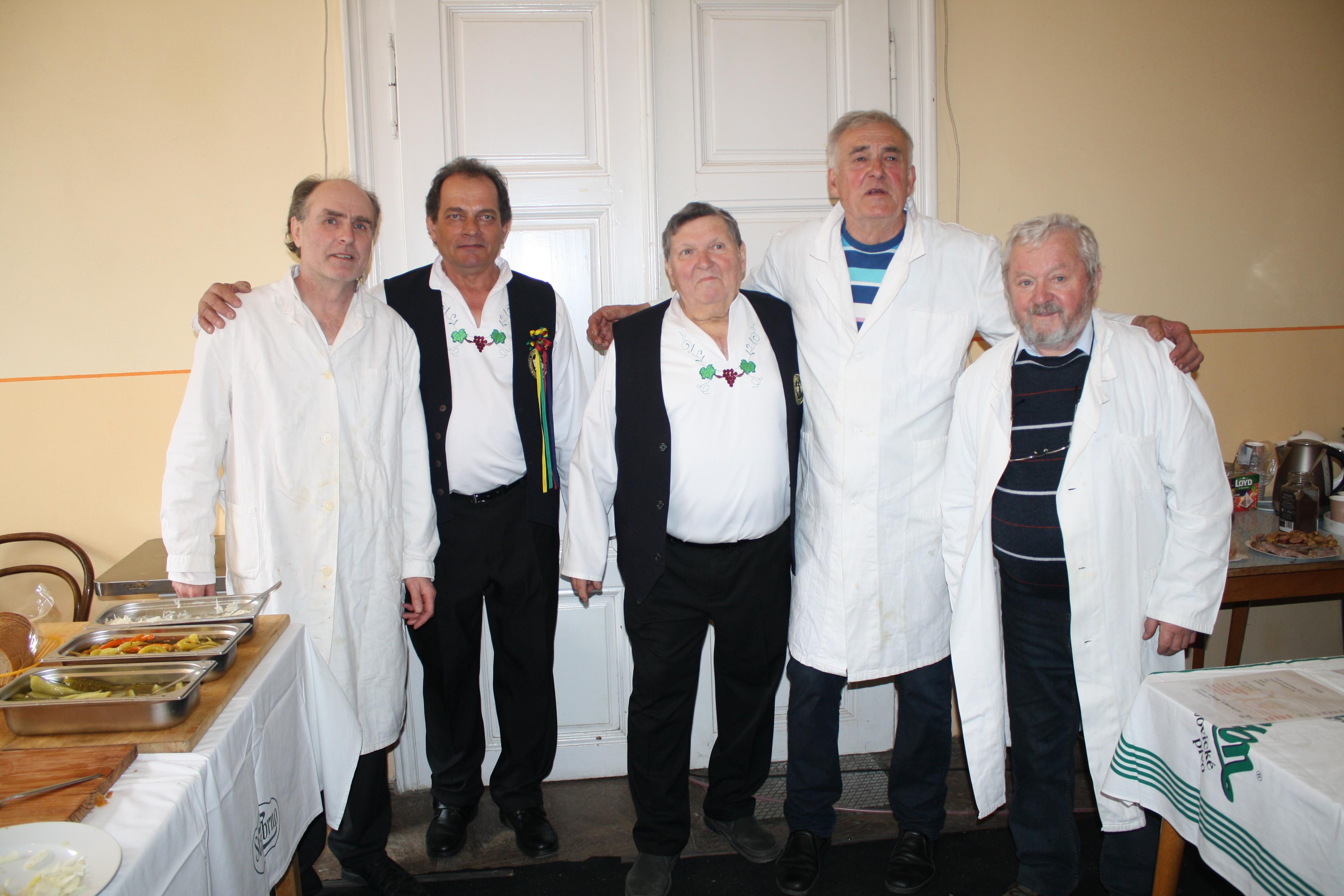 Miroslavské Knínice - obecní úřad foto 4