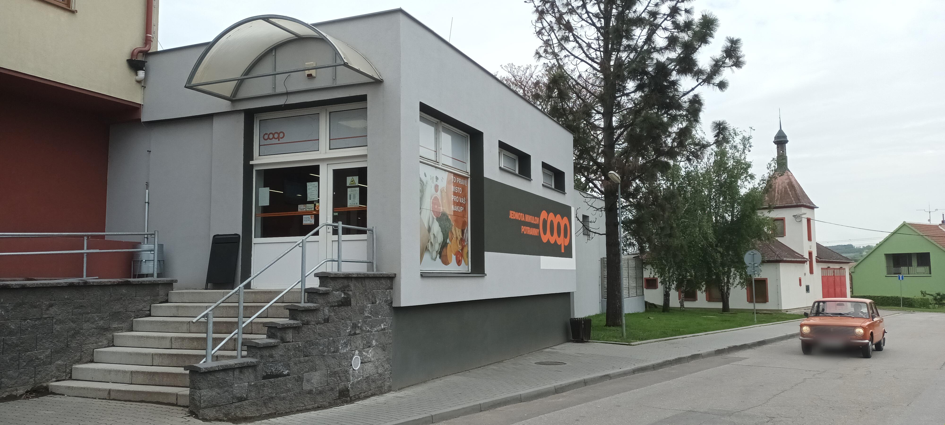 COOP - Jednota, spotřební družstvo v Mikulově foto 4