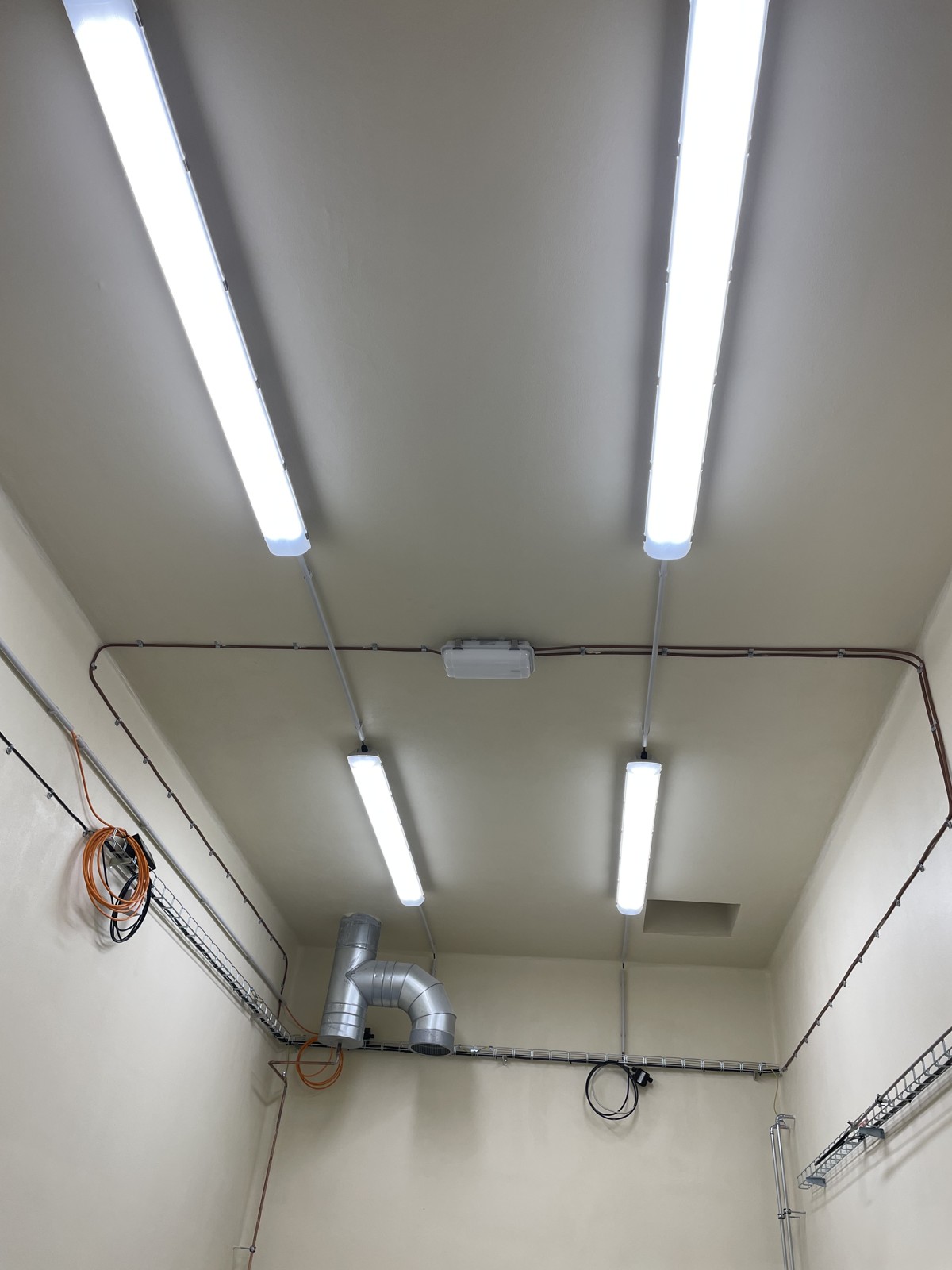 Klápa elektro s.r.o. - elektroinstalace, hromosvody foto 5