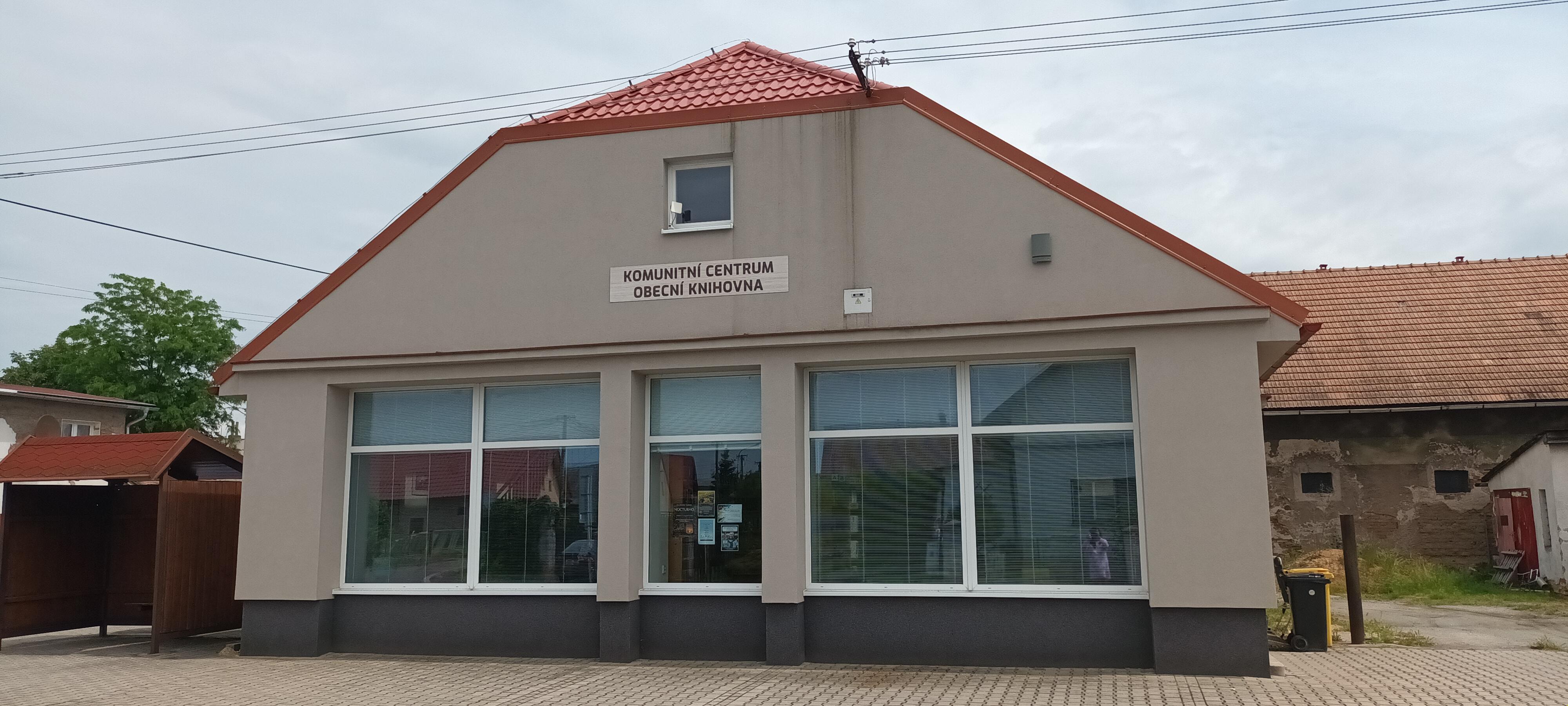 Obecní veřejná knihovna Břehy