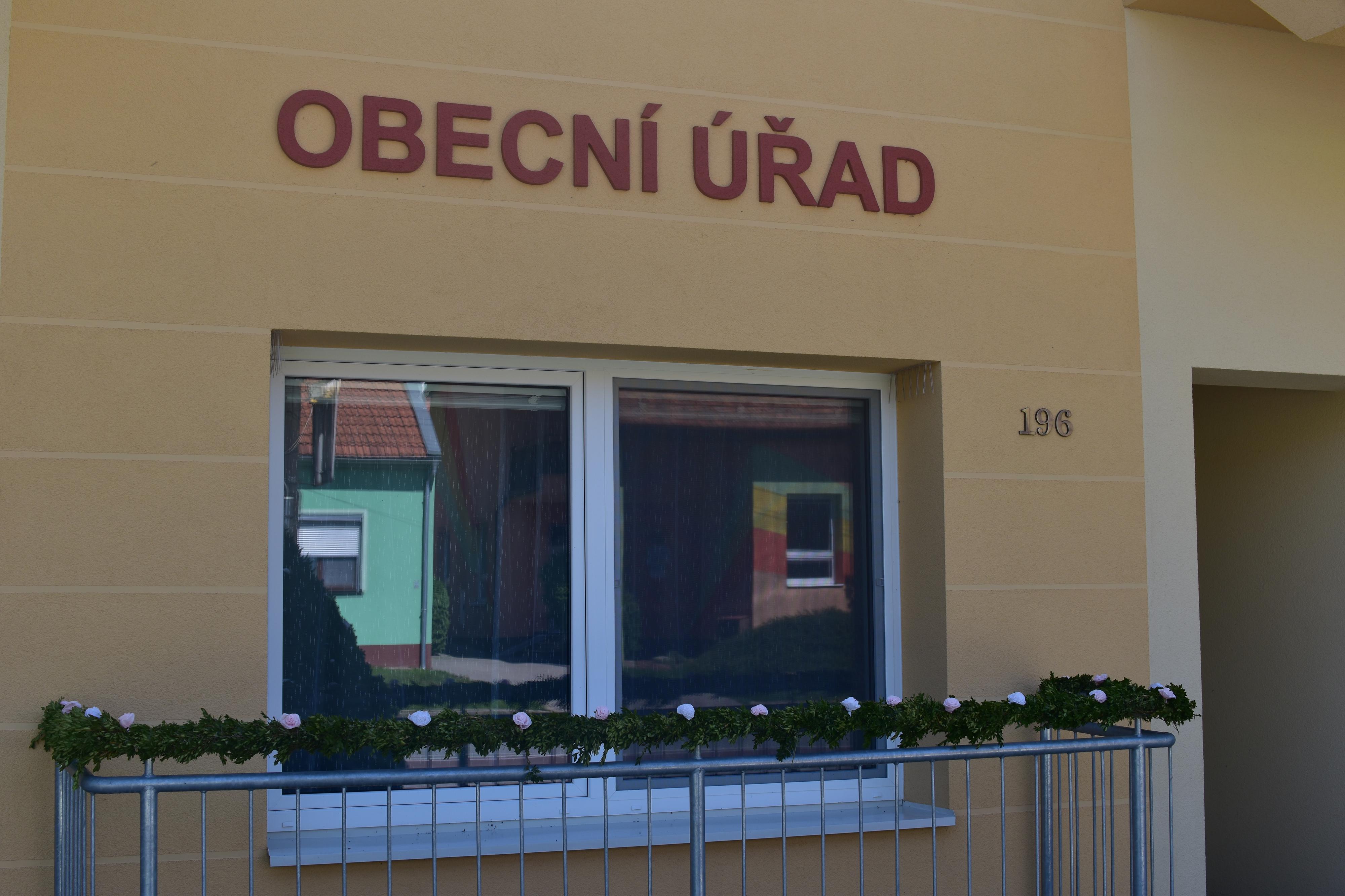 Strážovice - obecní úřad foto 2