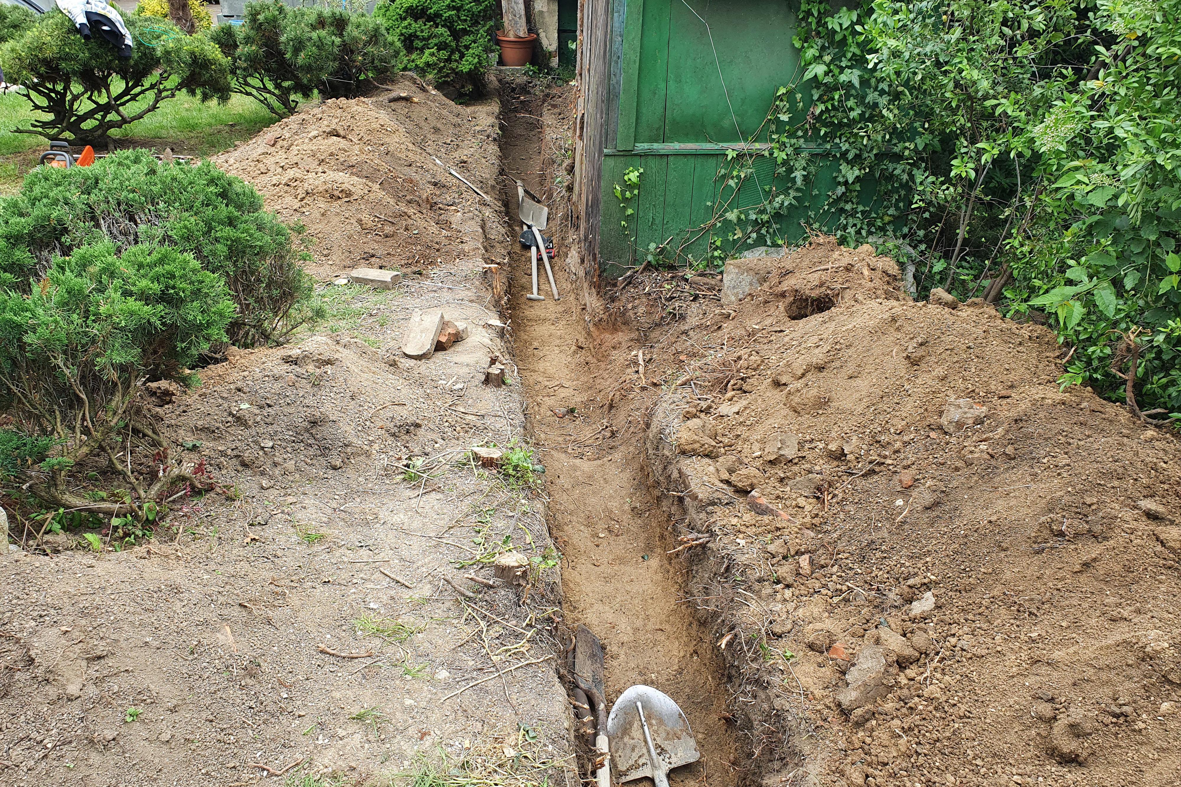 Ruční výkopové práce