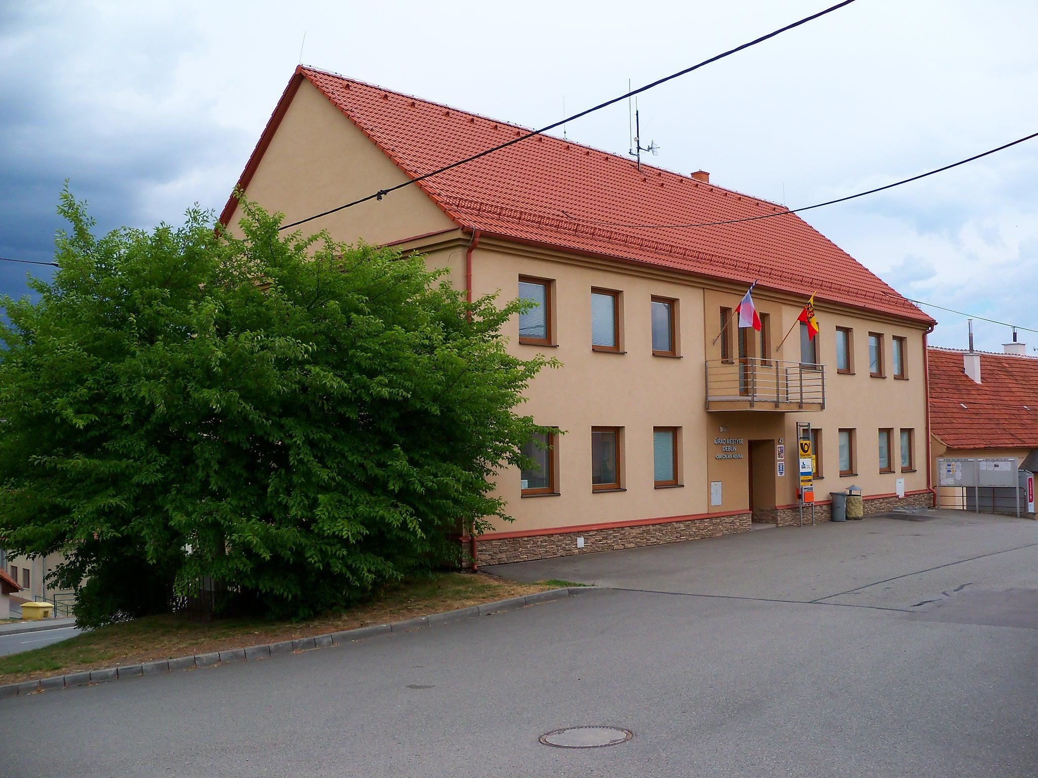 Deblín - úřad městyse