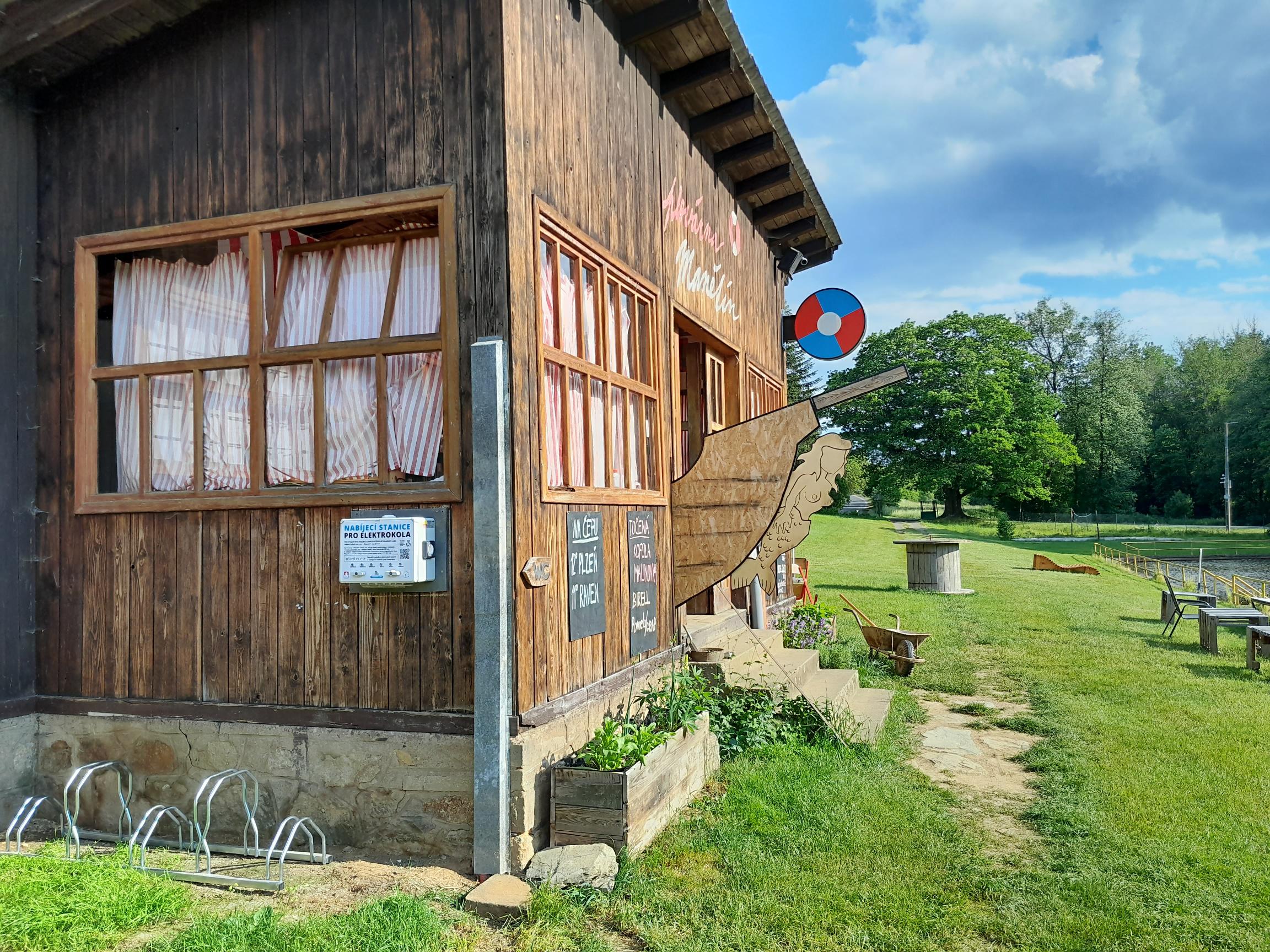 Nabíjecí stanice Plovárna Manětín foto 2