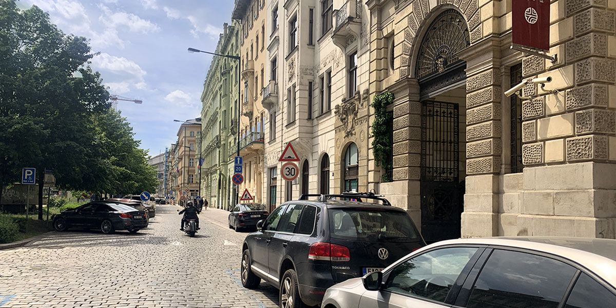 MR.PARKIT - Parking Hotel Carlo IV foto 2