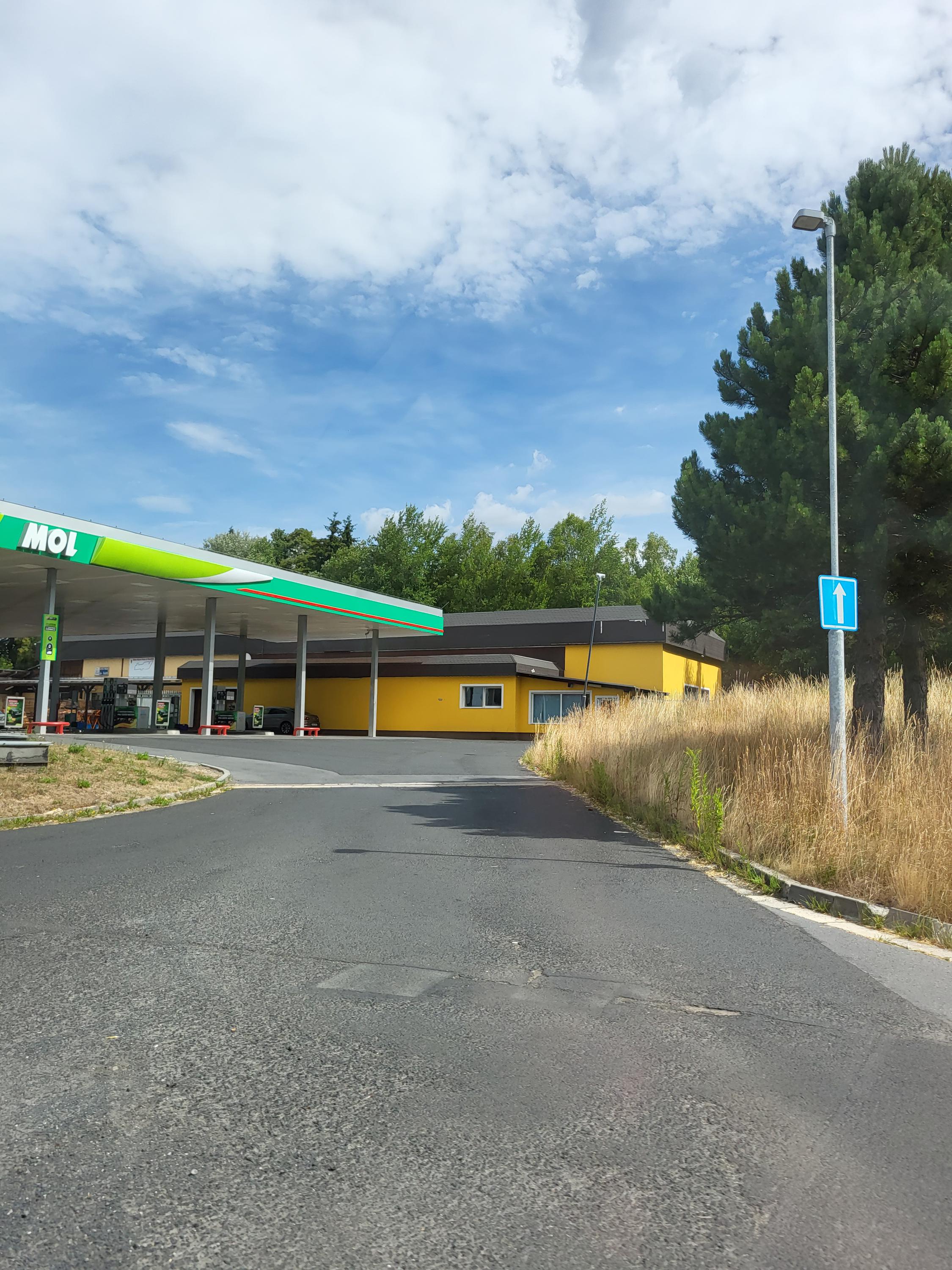 MOL foto 6