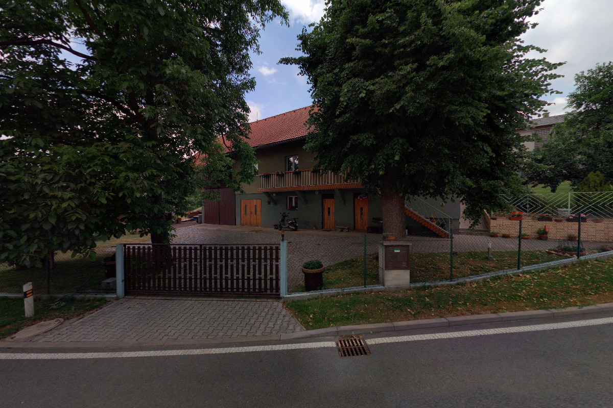 Barbora Píčová - finanční a realitní služby