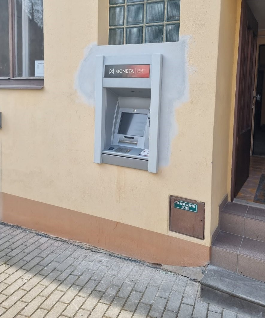 Bankomat MONETA Money Bank foto 2