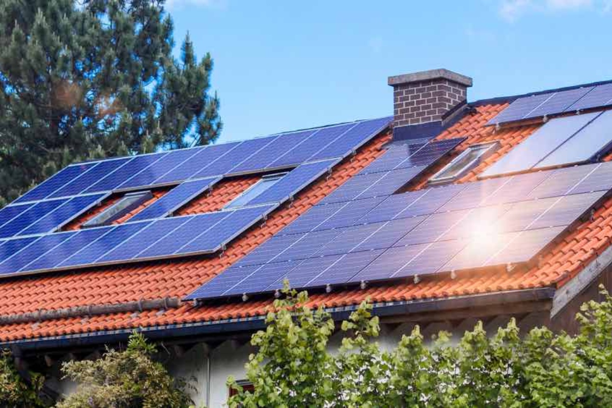 Fotovoltaika Golden House foto 1