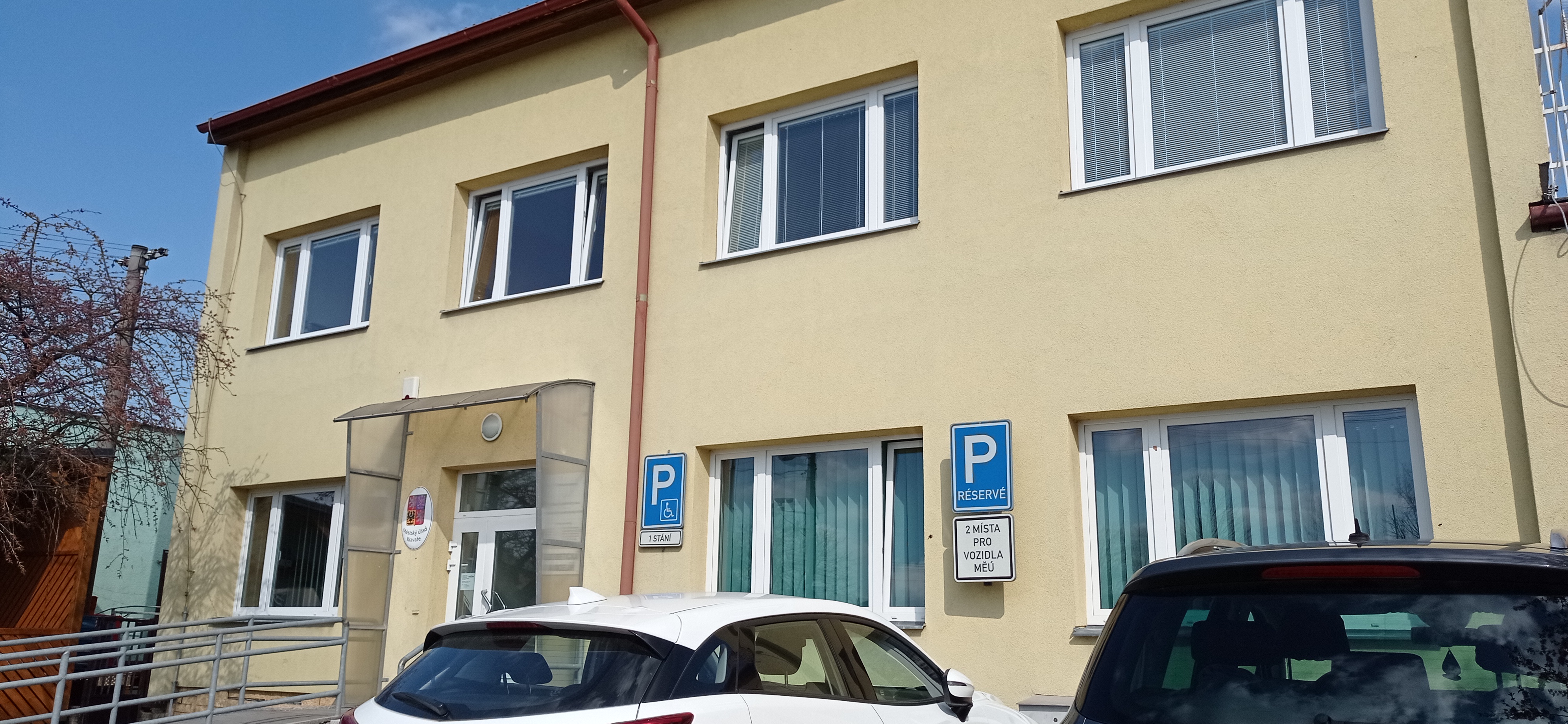 Živnostenský úřad Kravaře foto 2