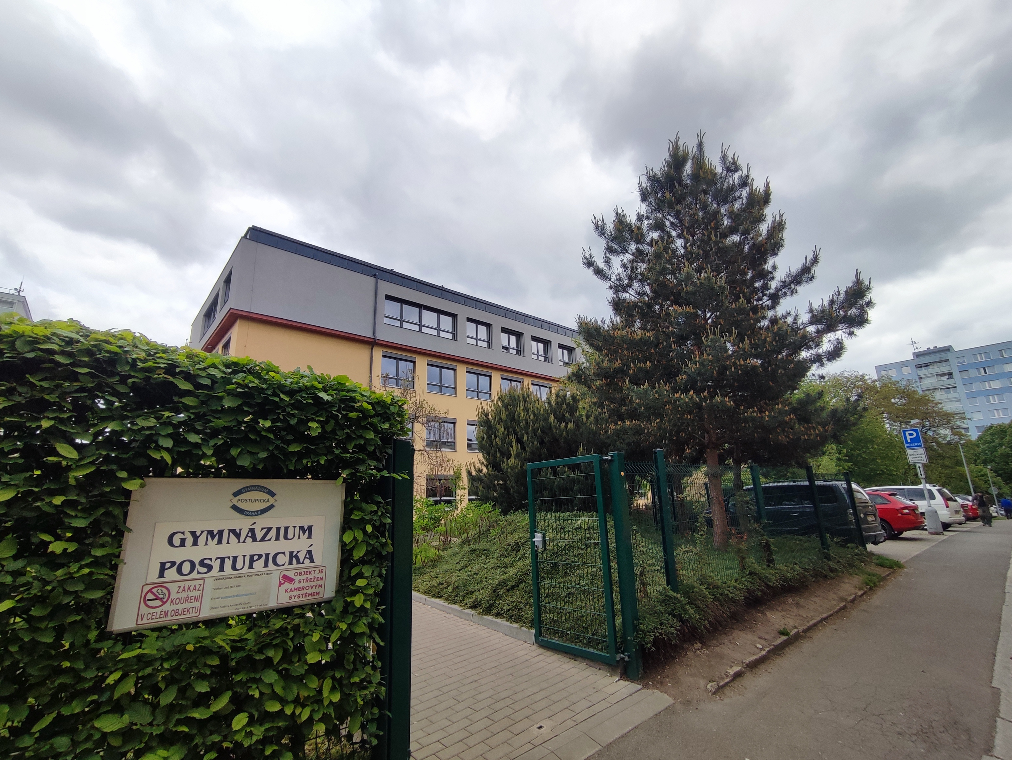 Gymnázium, Praha 4, Postupická foto 3