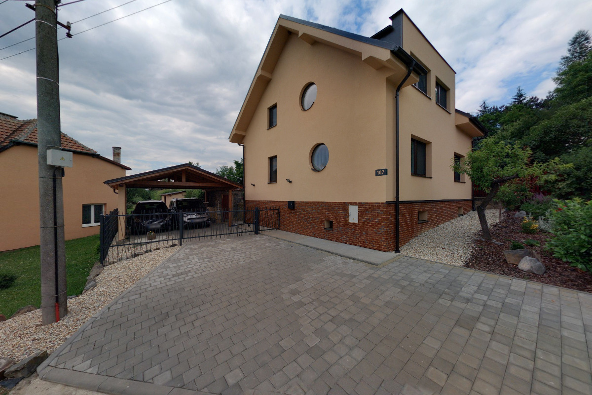 Ing. Jakub Tejkl - certifikovaný odhadce nemovitých věcí foto 2