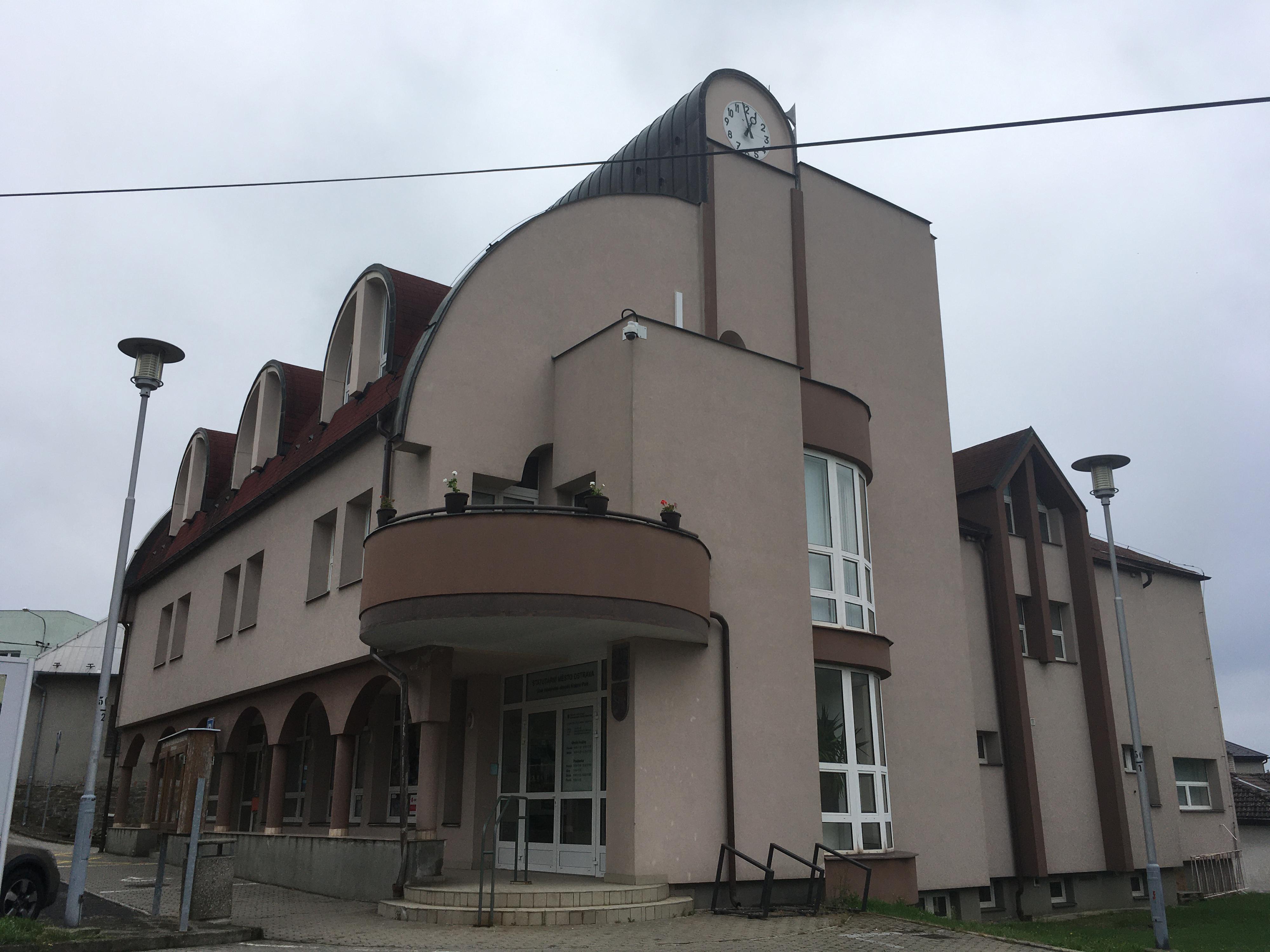 Úřad městského obvodu Ostrava - Krásné Pole foto 2