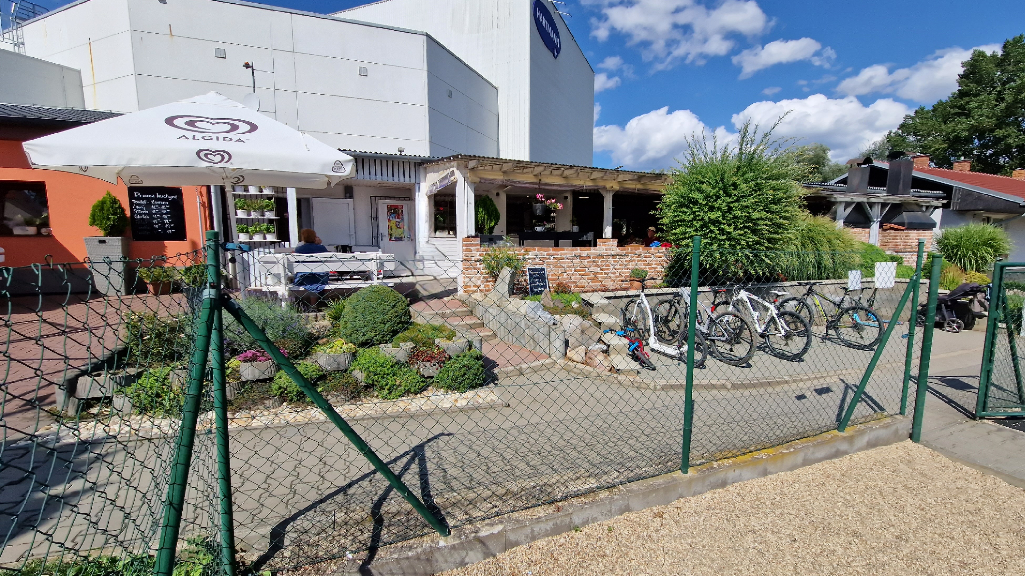 Hospoda na Ostrůvku foto 2