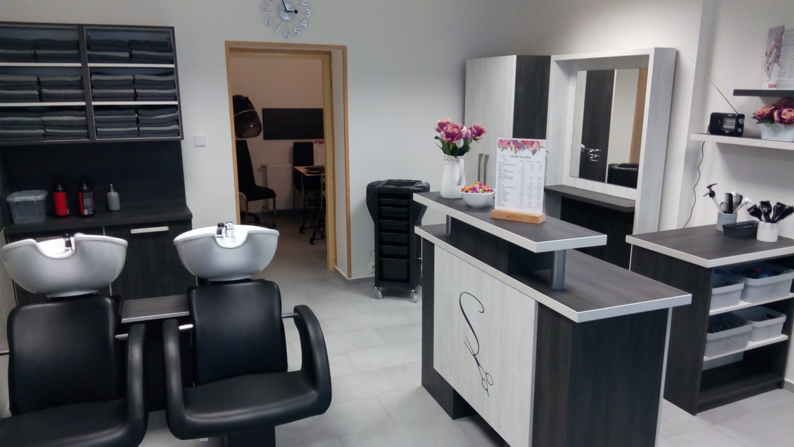 Veselé kadeřnictví u Smutných