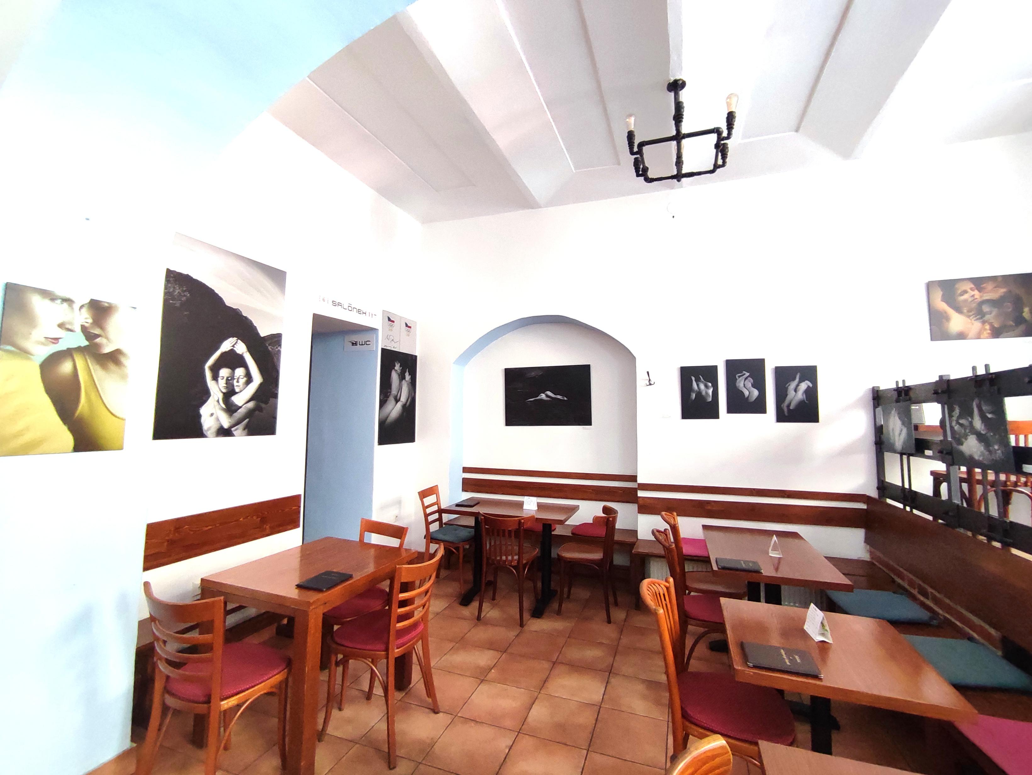 Vinárna Náplavní foto 3