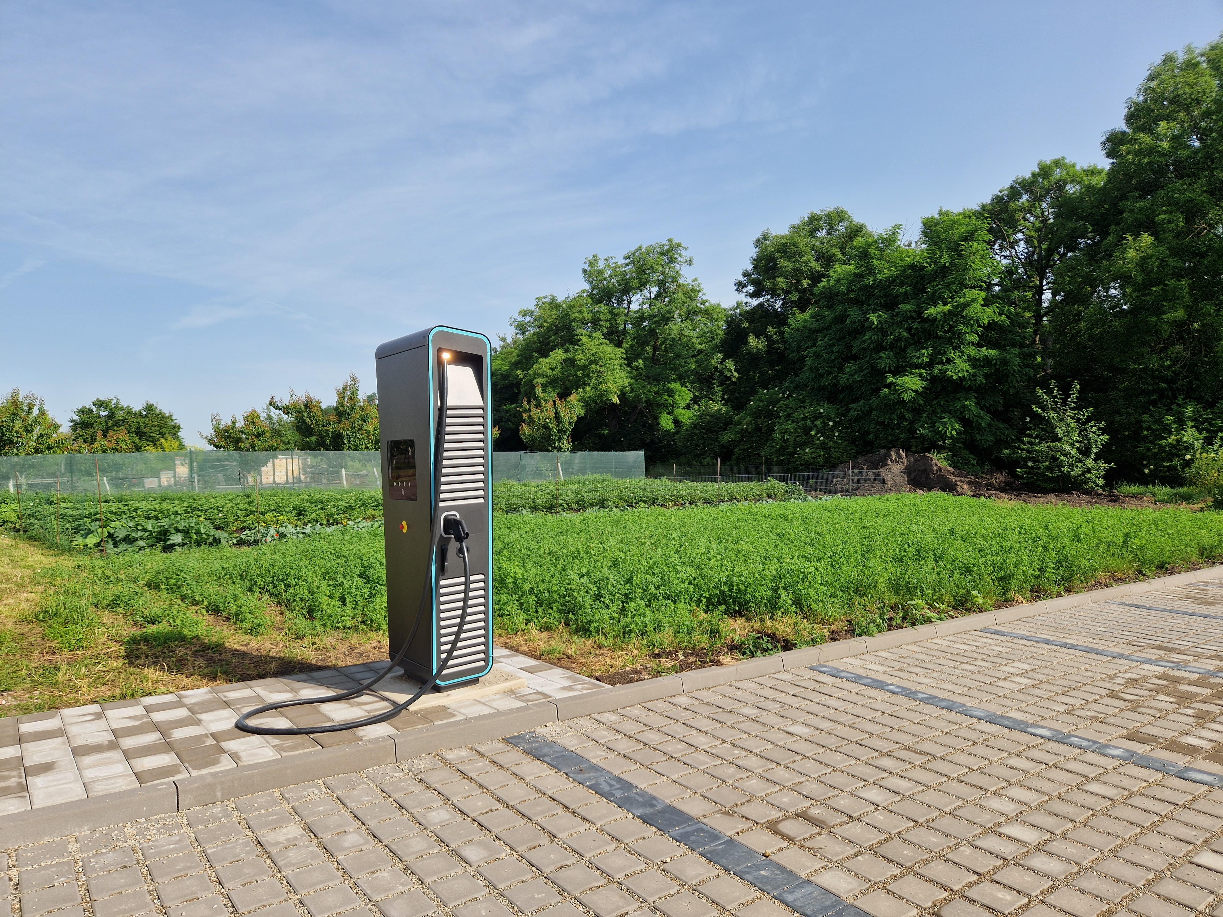 Nabíjecí stanice E.ON Drive