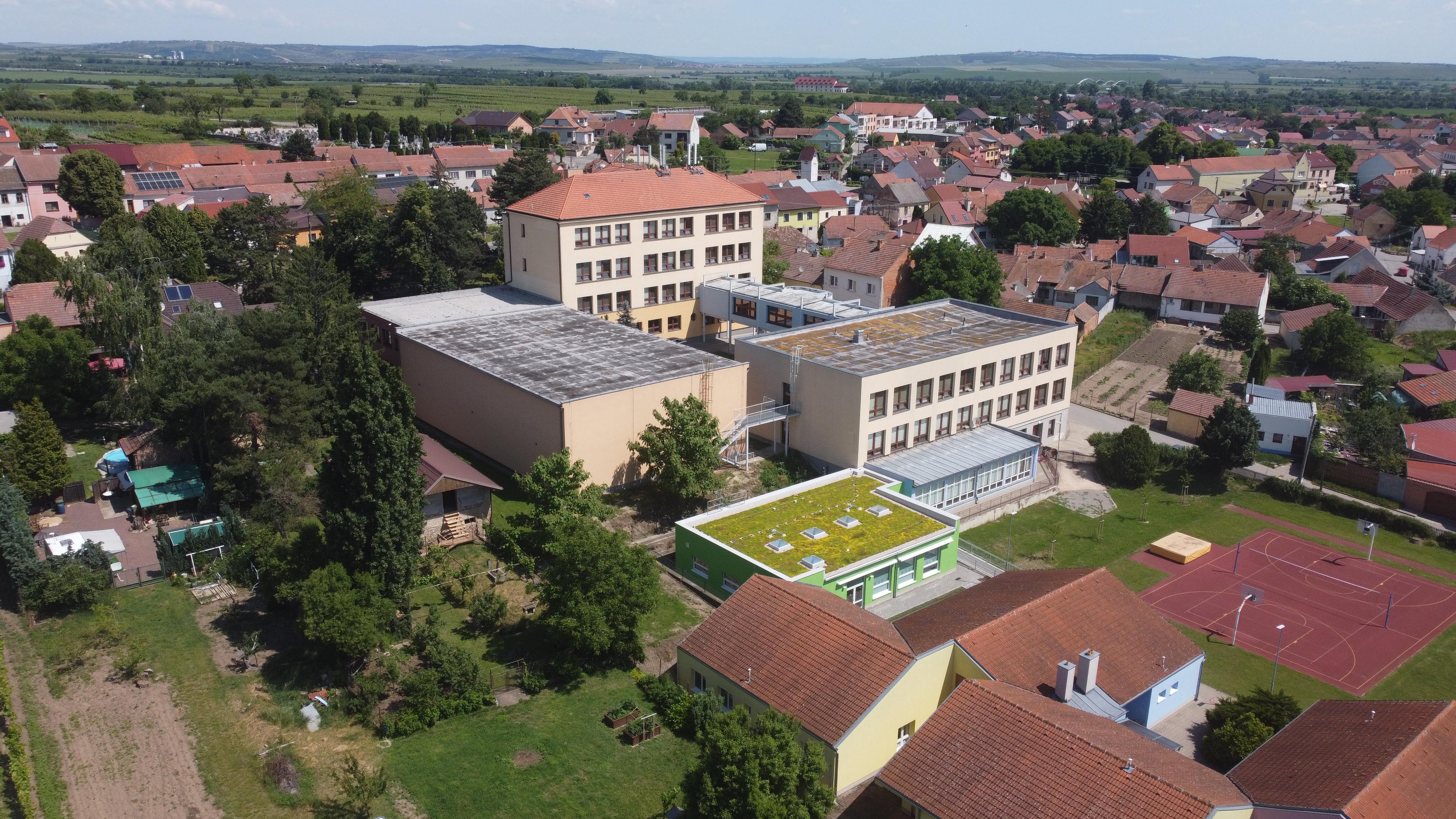 ZŠ a MŠ Rakvice foto 2