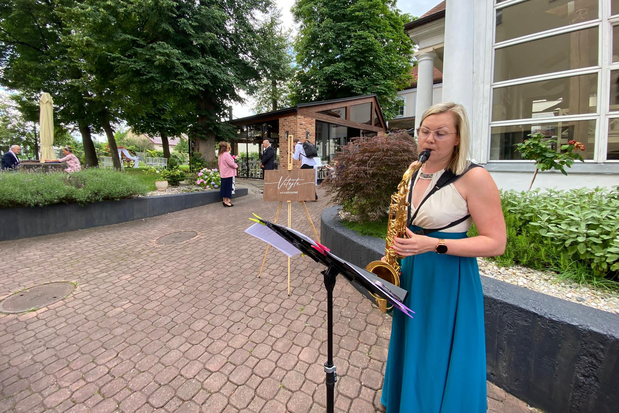 Saxofon - Magdaléna Dolejšová foto 1