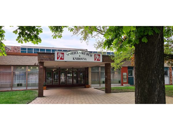 Městská knihovna Neratovice foto 6