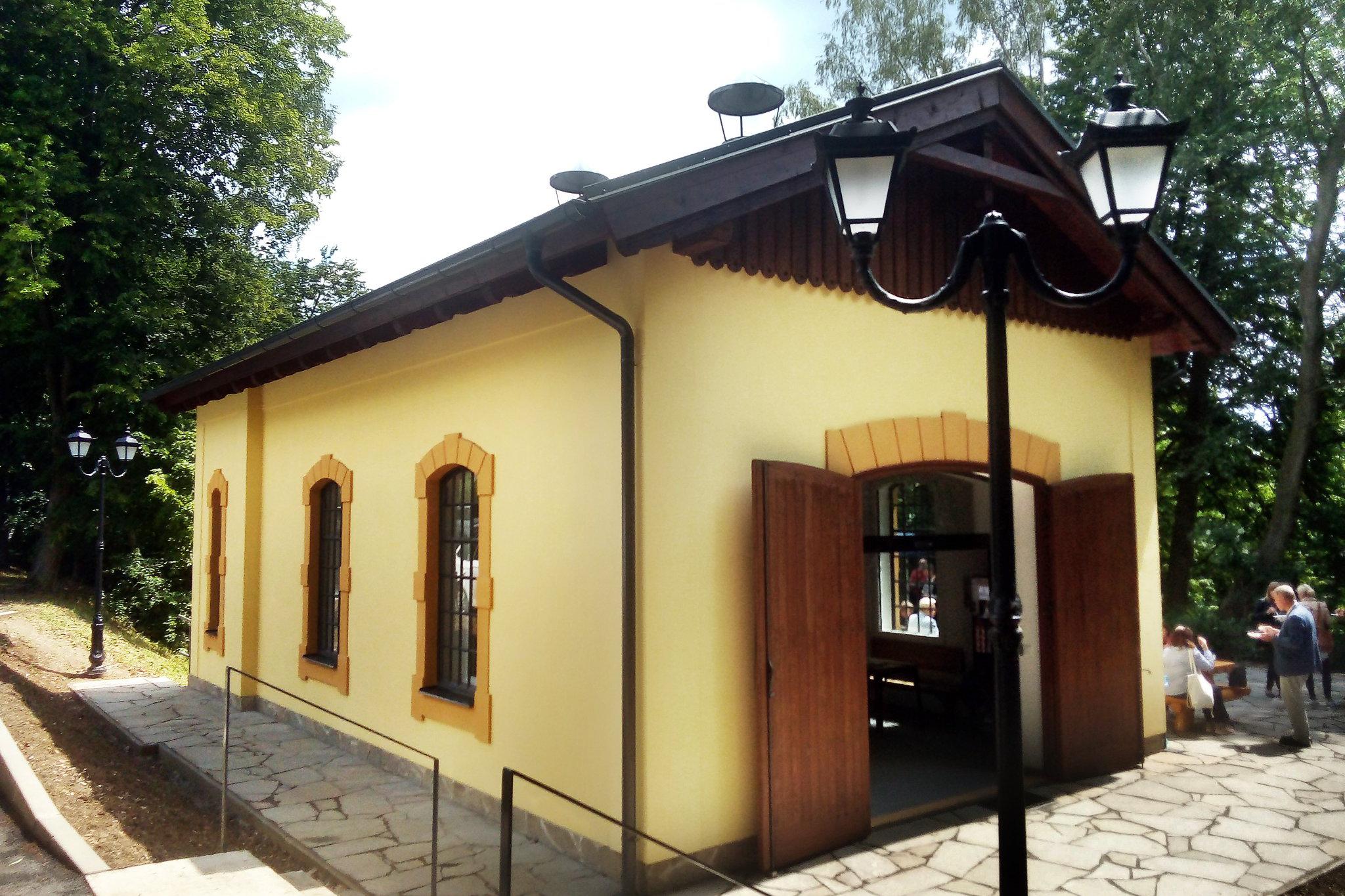 Návštěvnické středisko Chýnovské jeskyně