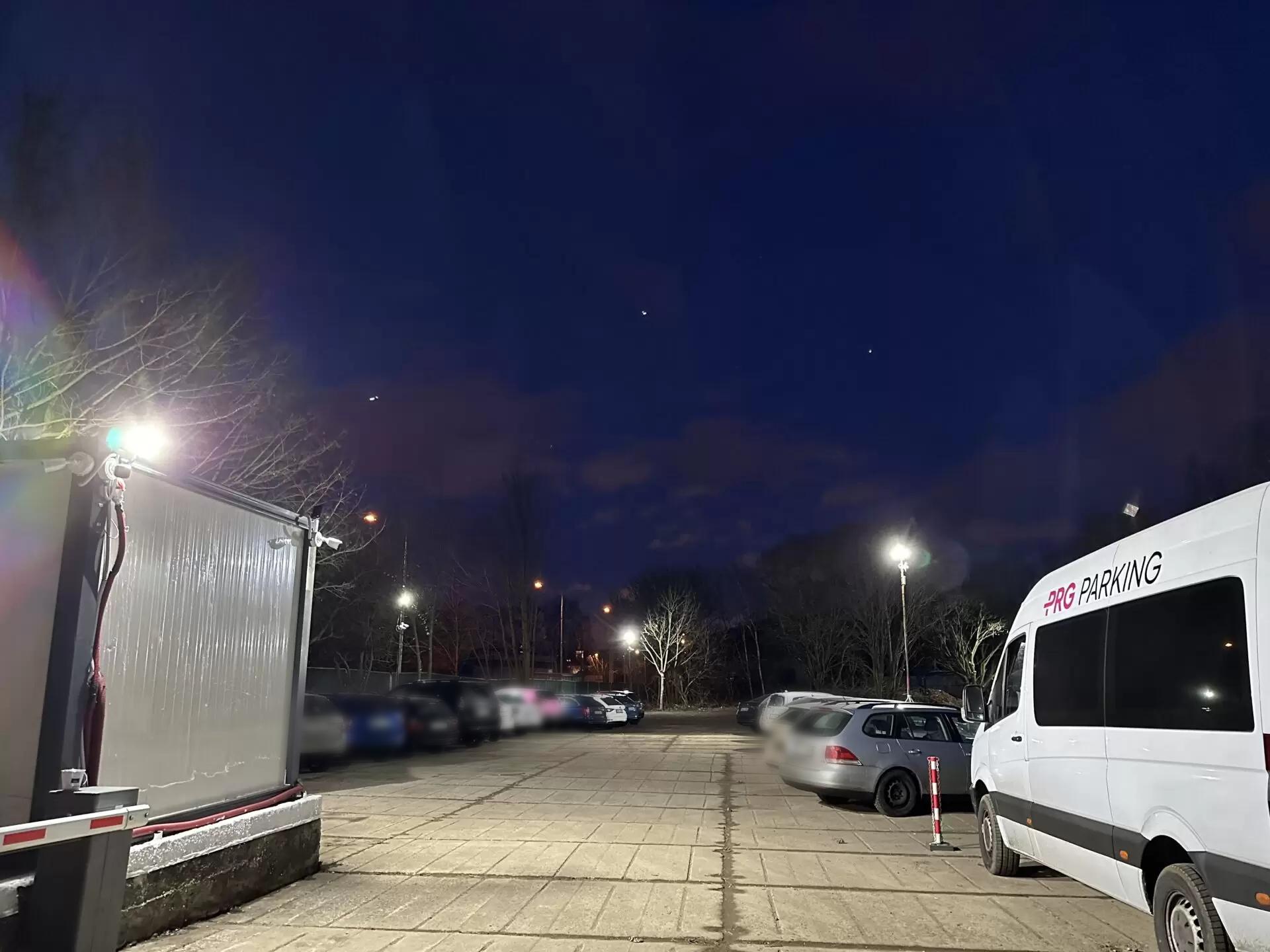 PRG Parking - Parkoviště u letiště Praha foto 3