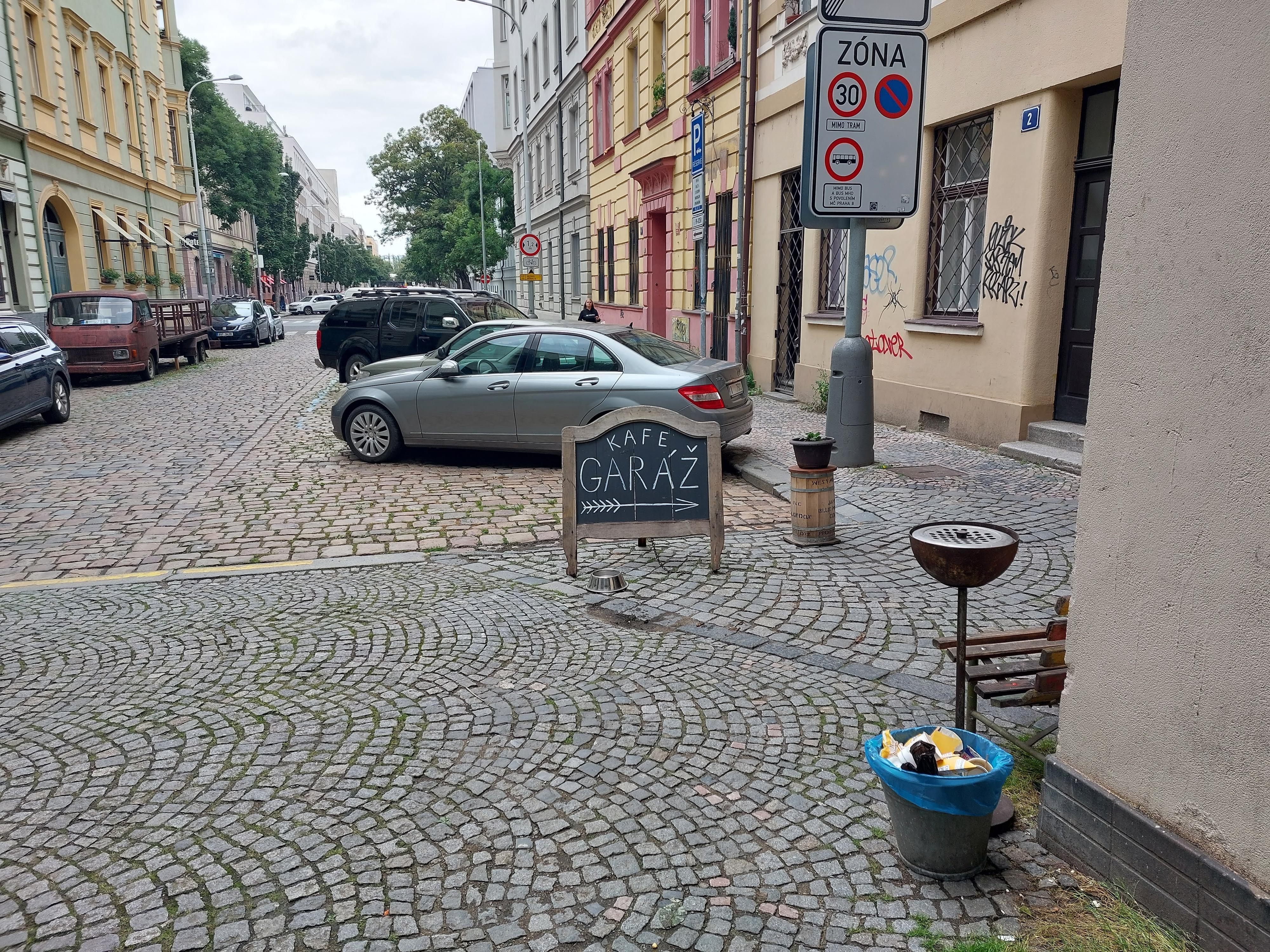 Kafé Garáž foto 4