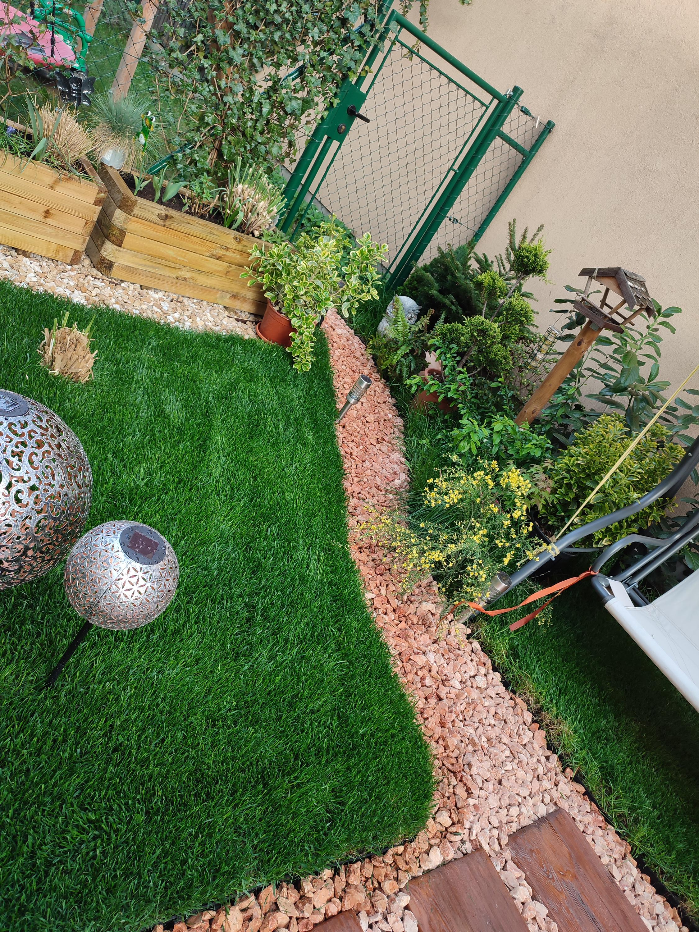 Ing. Jiří Vrbas - KVĚT trávníková školka foto 5