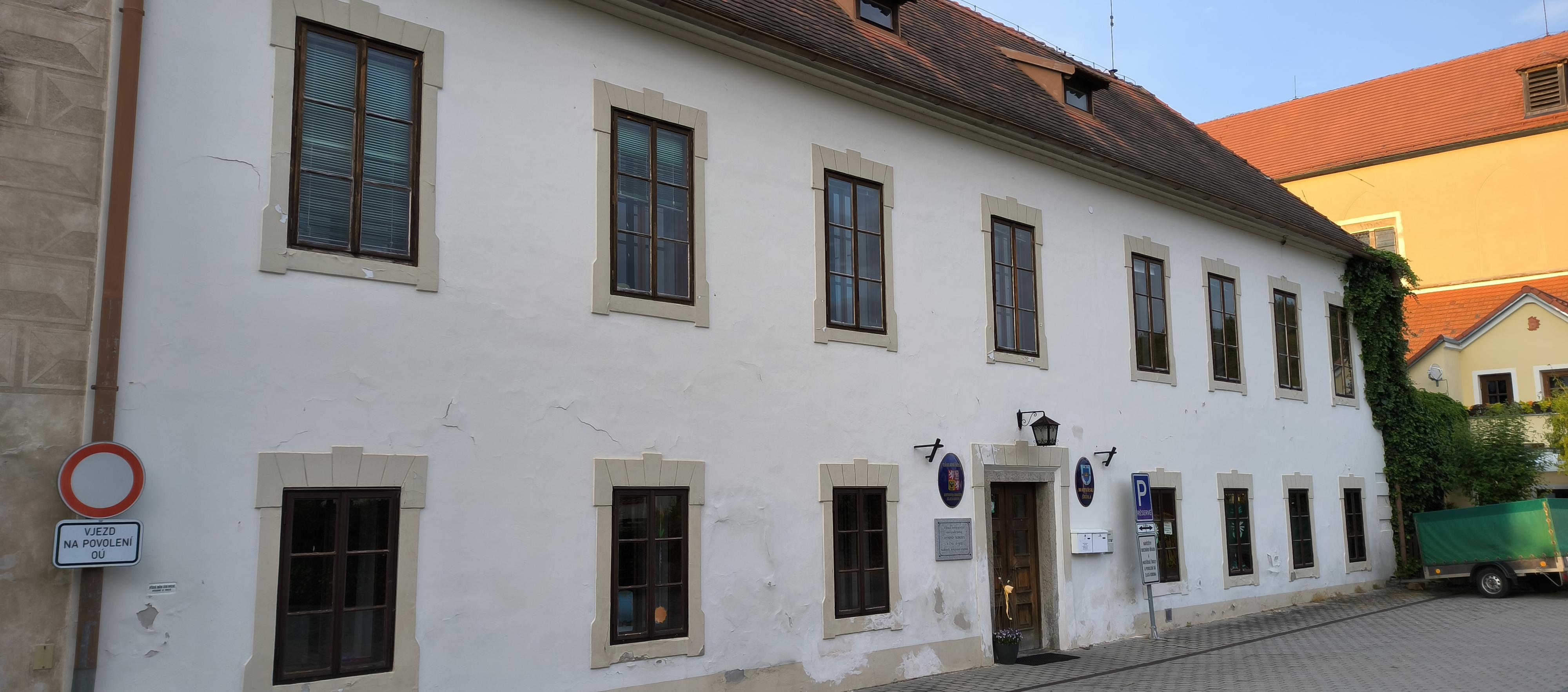 Zlatá Koruna - obecní úřad foto 6