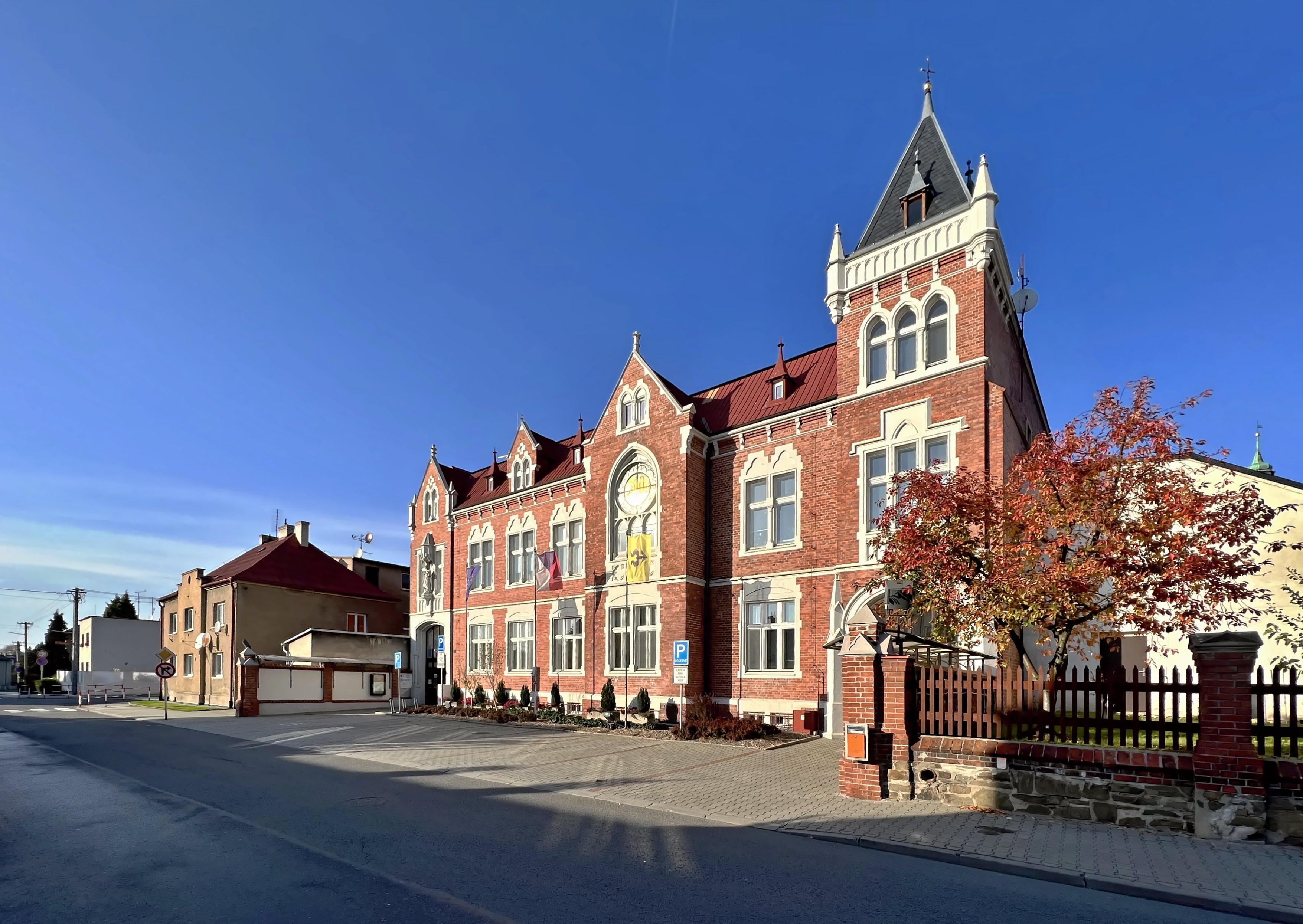 Kravaře - městský úřad foto 4