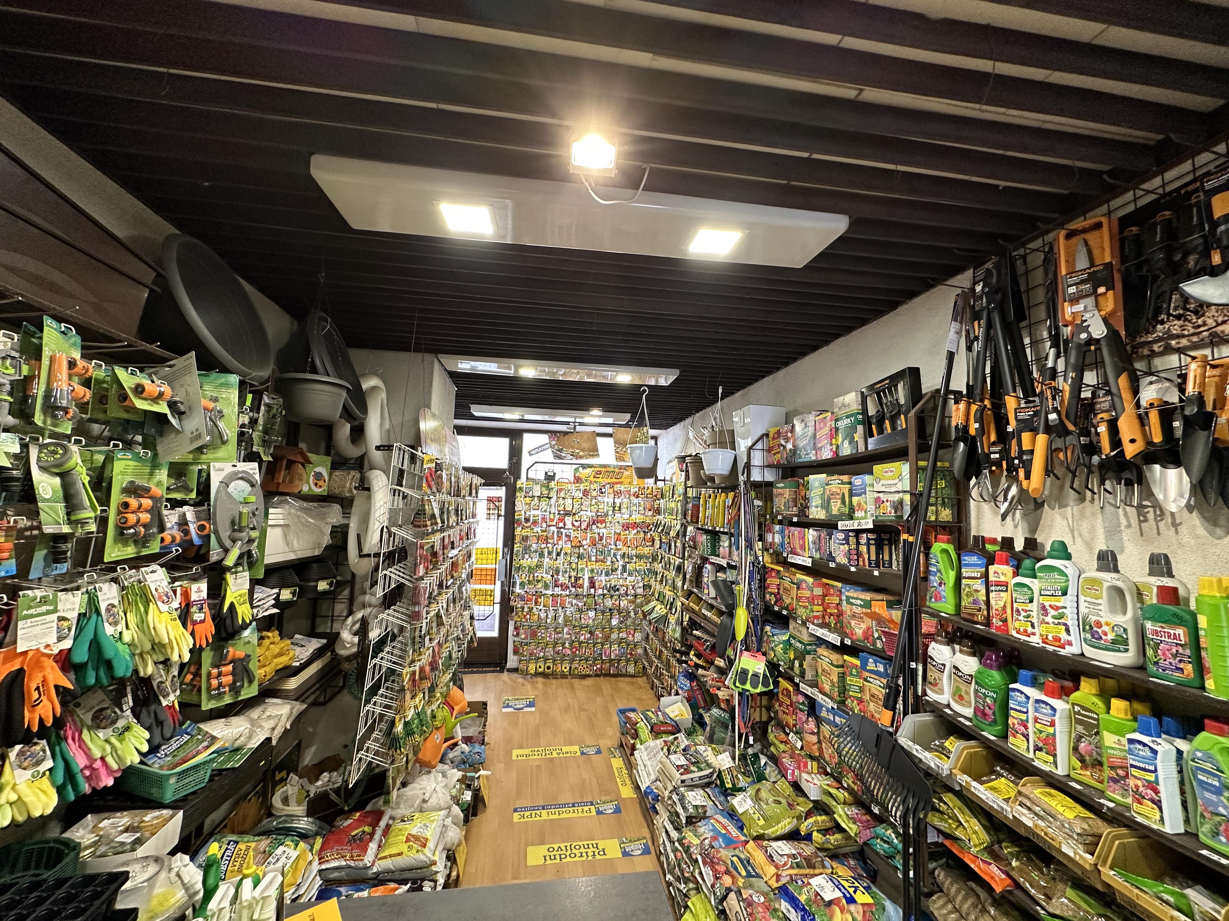 Zahrádkářské potřeby Mach foto 2