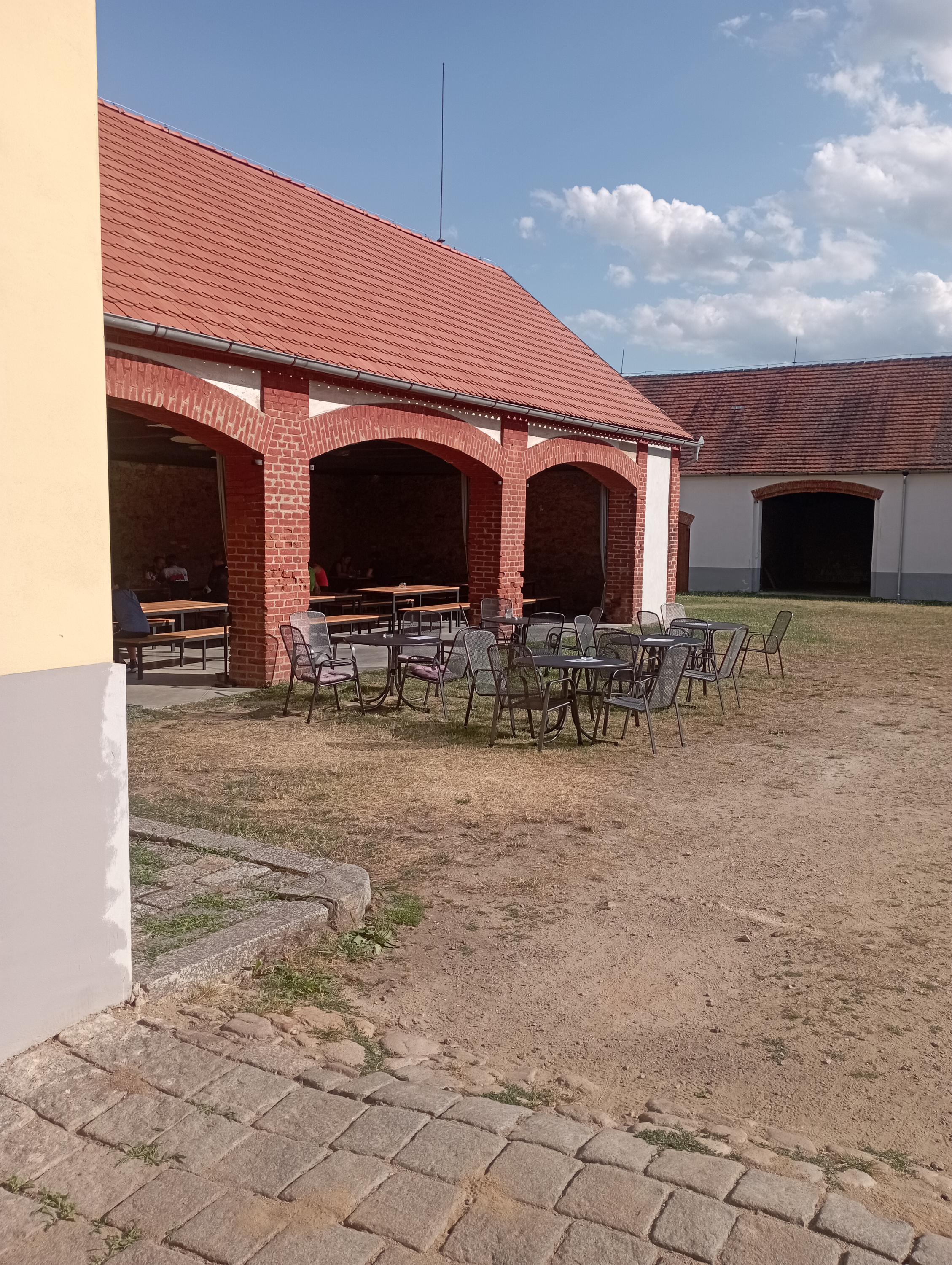 ALMACAFÉ Maletice