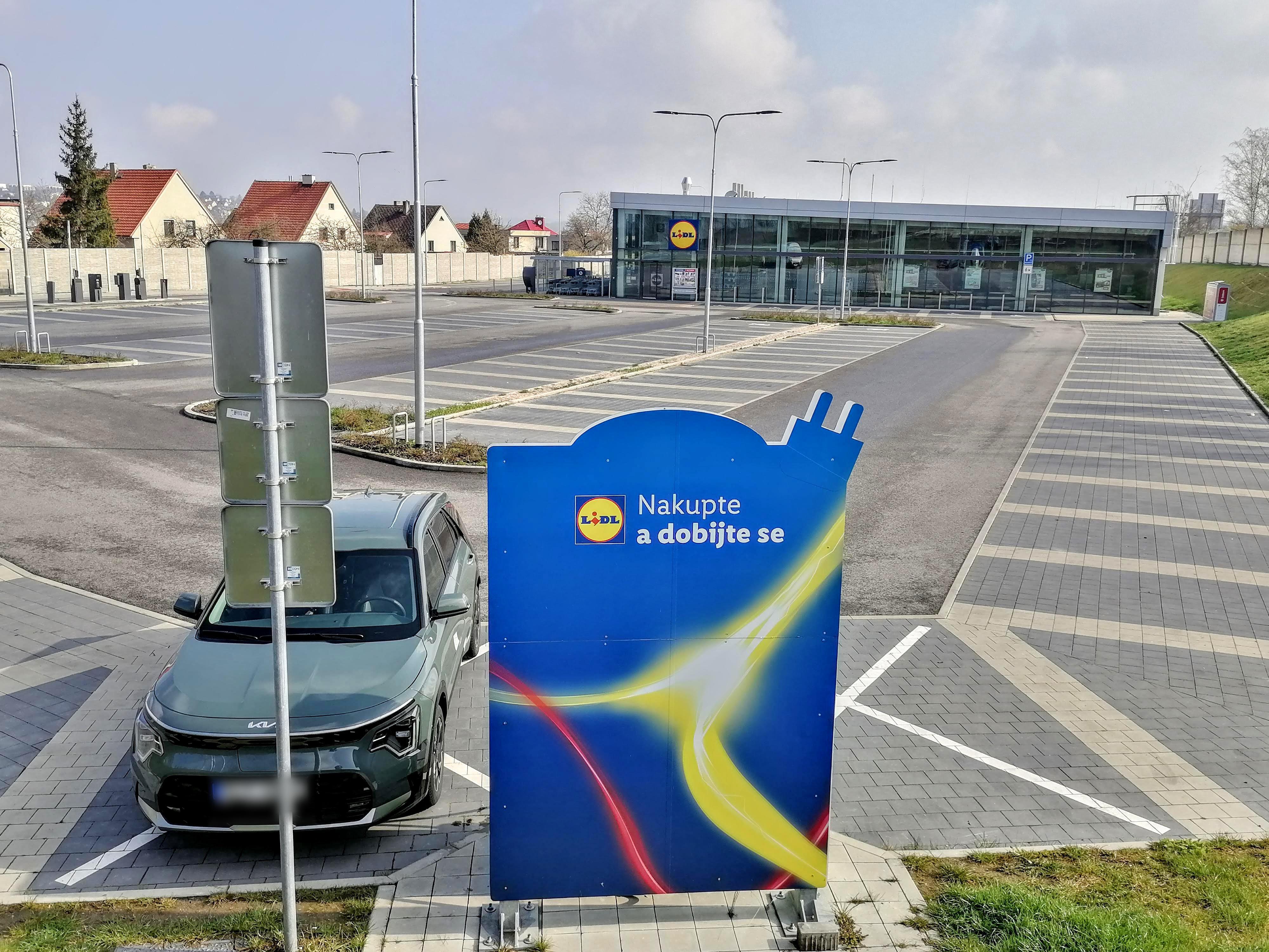 Nabíjecí stanice Lidl foto 2